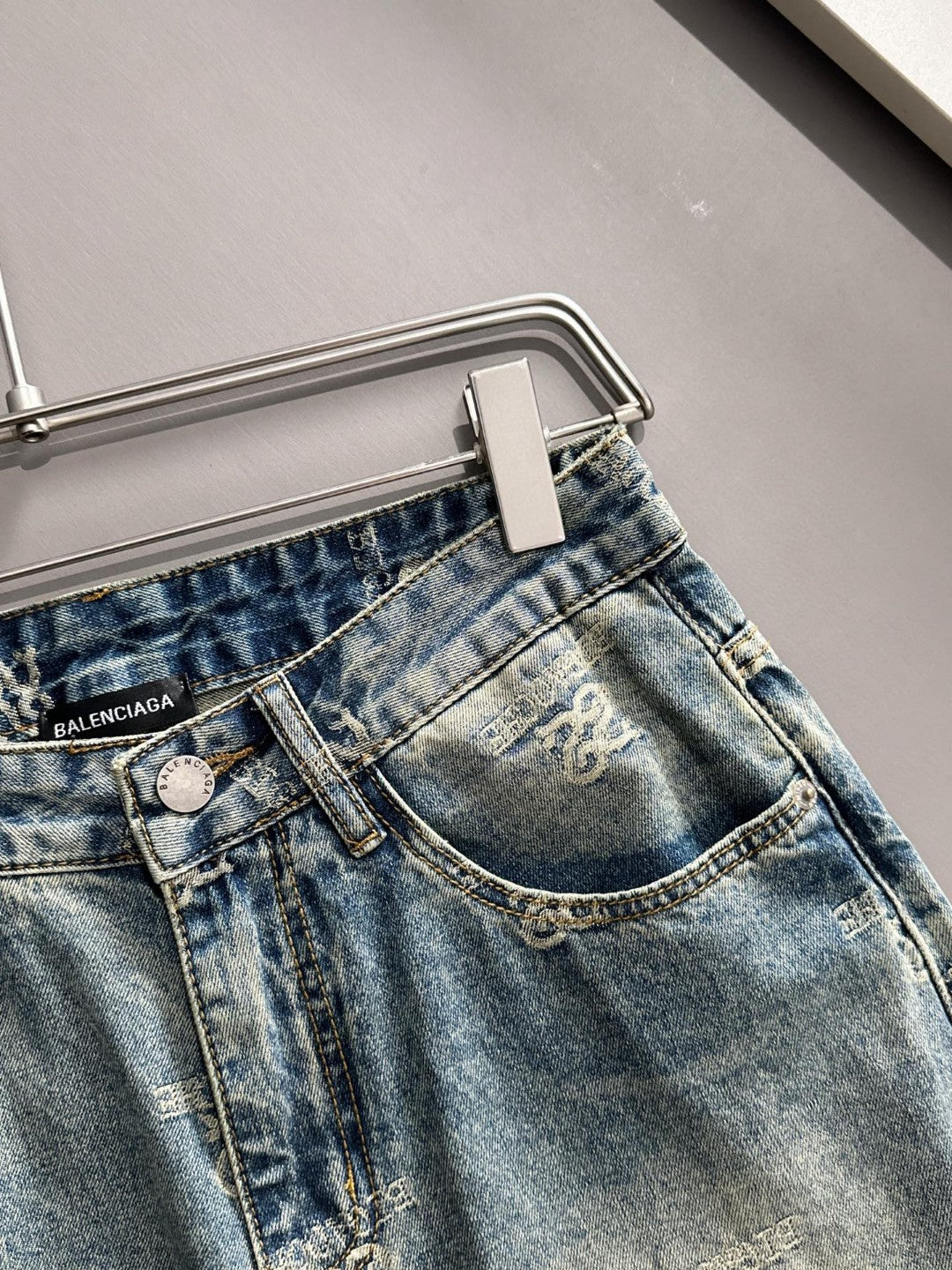 LuxluxHouse Best Quality Clothes Balenciaga Pants