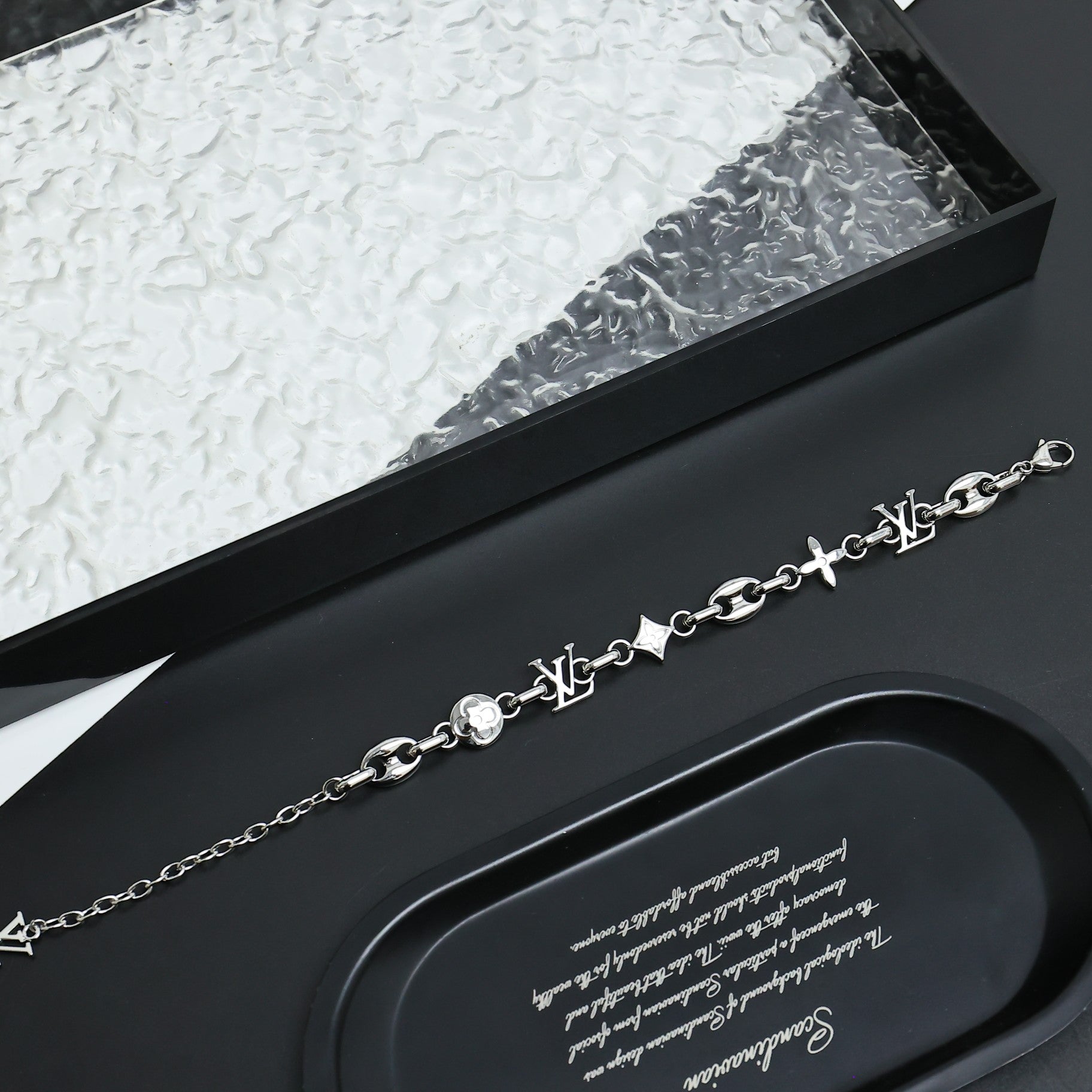 LuxluxHouse Best Quality Accessories Necklace Bracelet Louis Vuitton