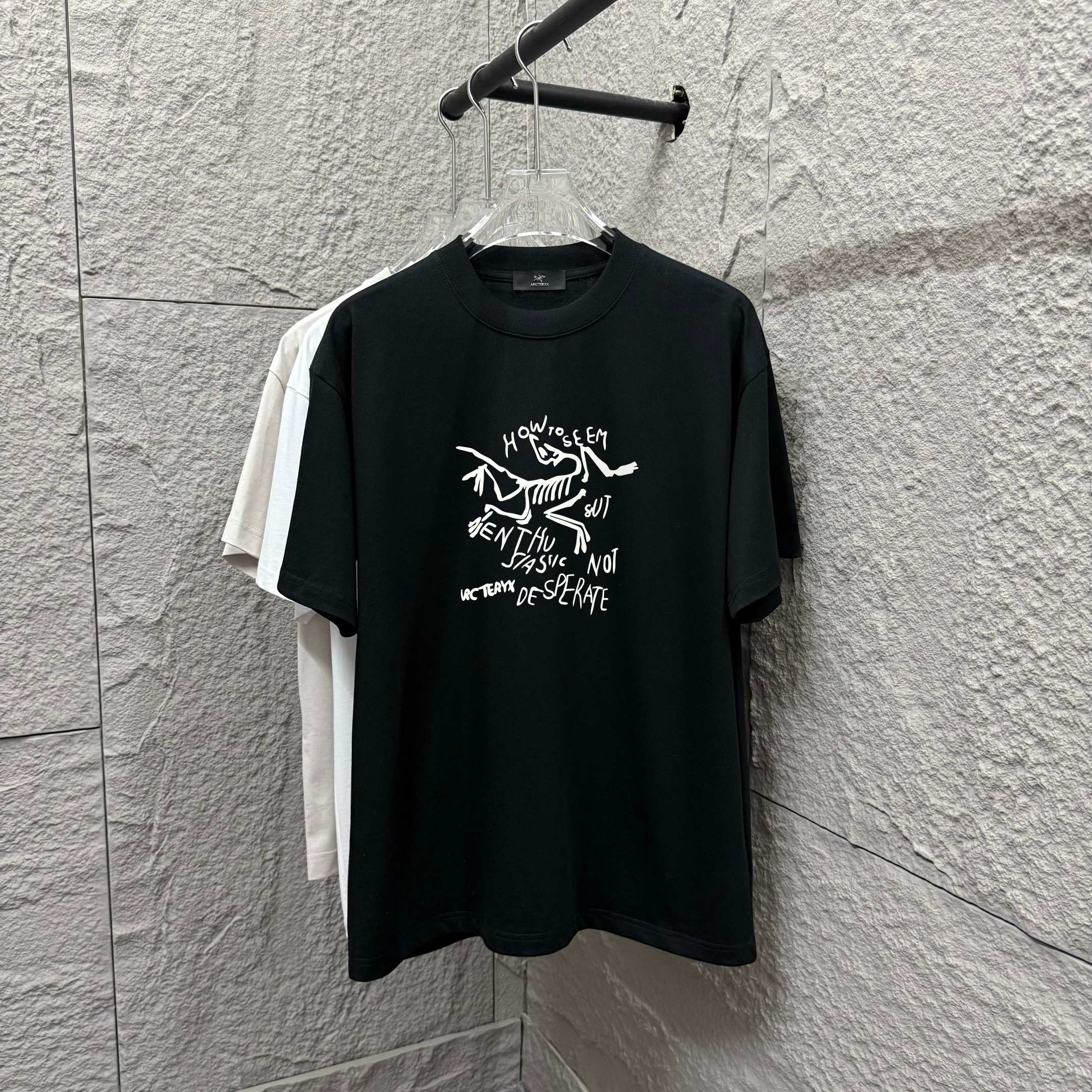 LuxluxHouse Best Quality Clothes T-shirt Arcteryx