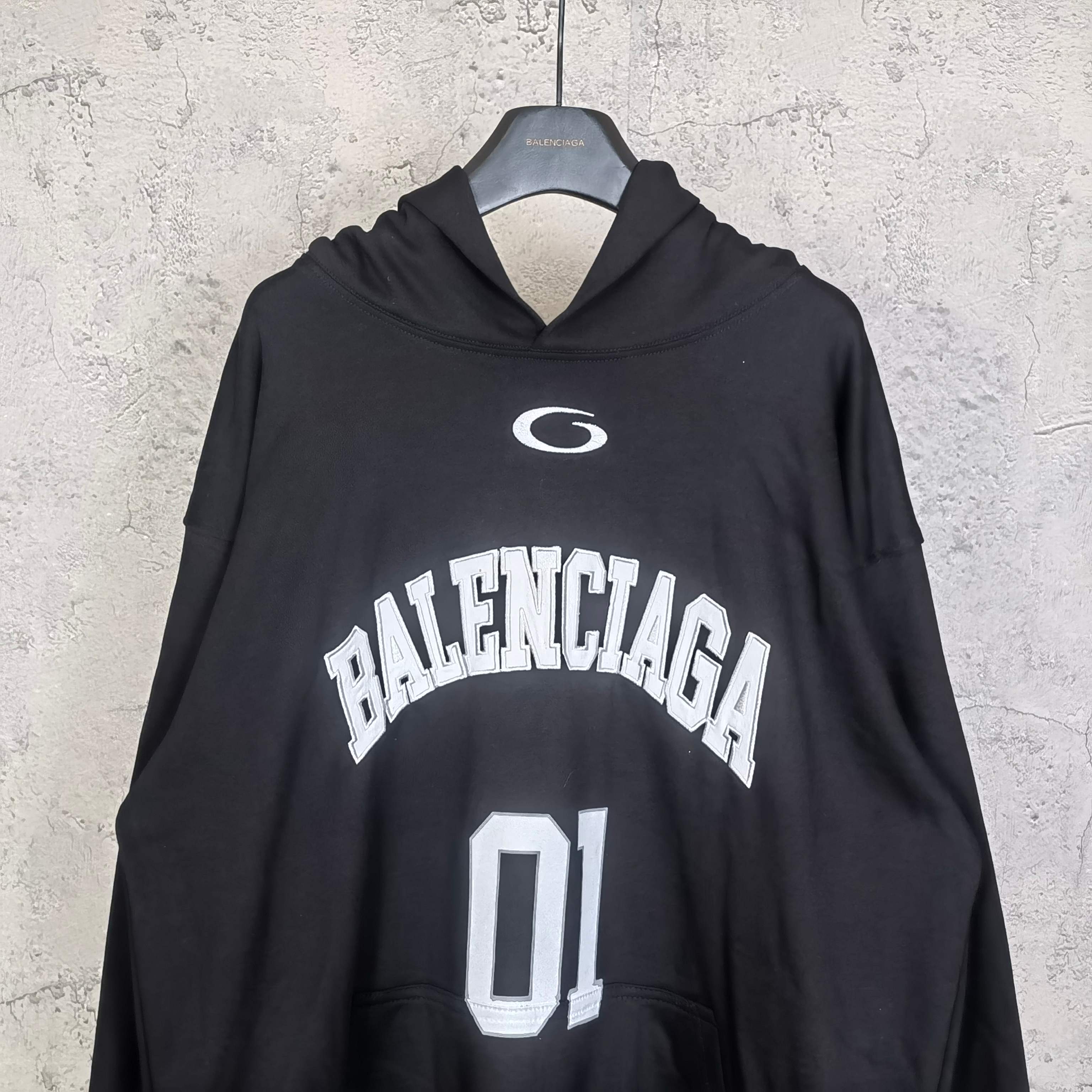 LuxluxHouse Best Quality Clothes Balenciaga Hoodie & Sweater