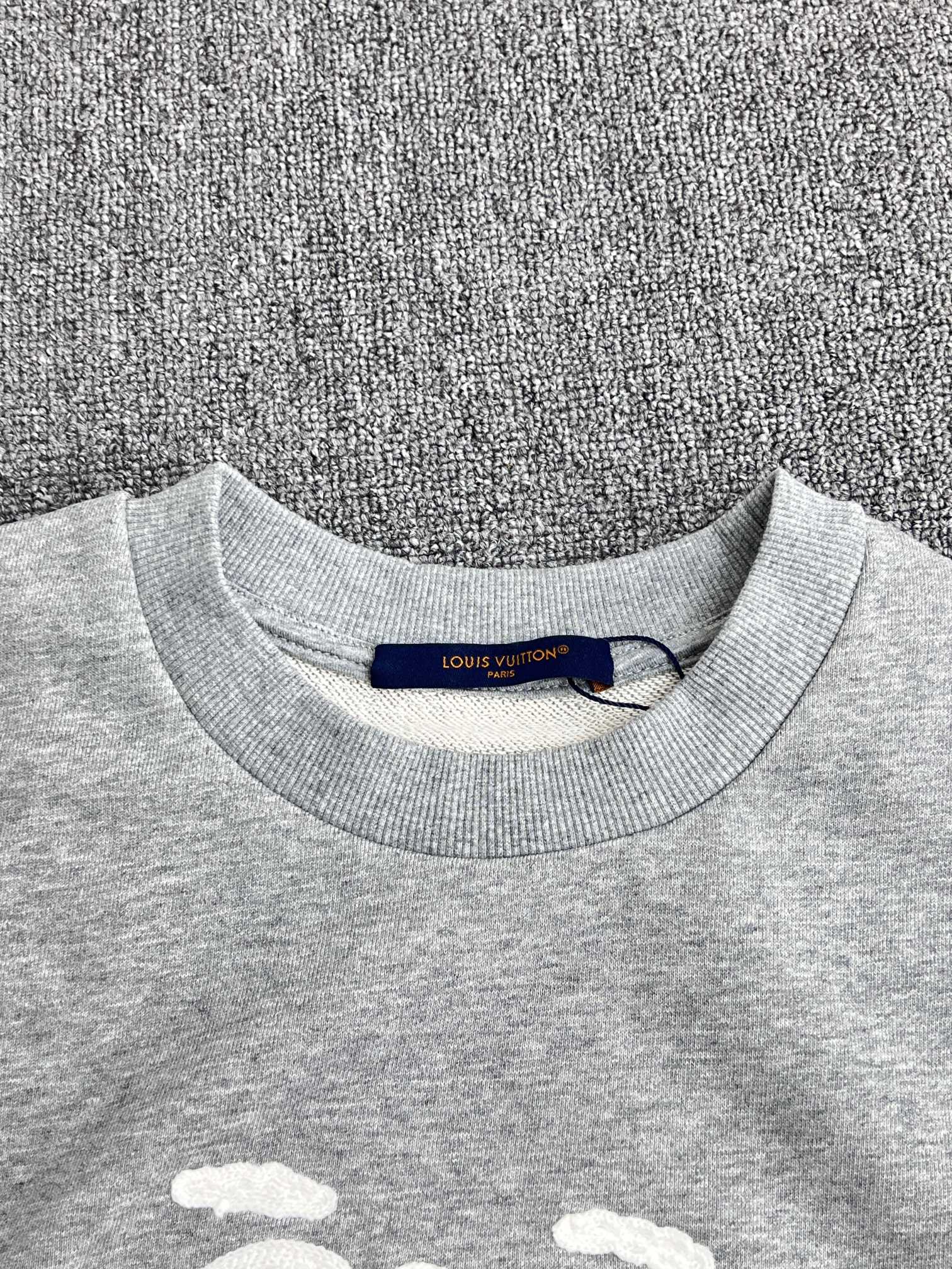 LuxluxHouse Best Quality Clothes T-shirt Louis Vuitton
