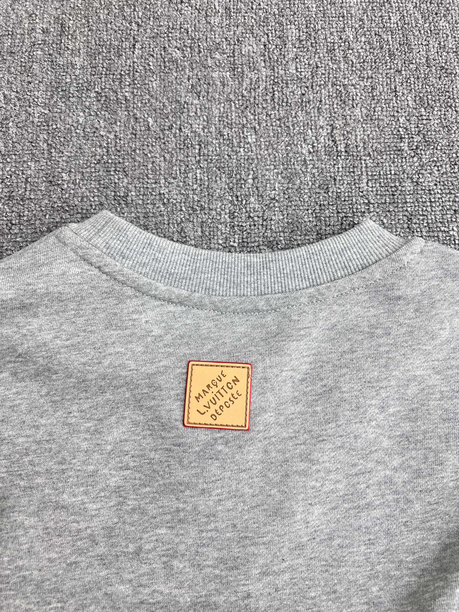 LuxluxHouse Best Quality Clothes T-shirt Louis Vuitton