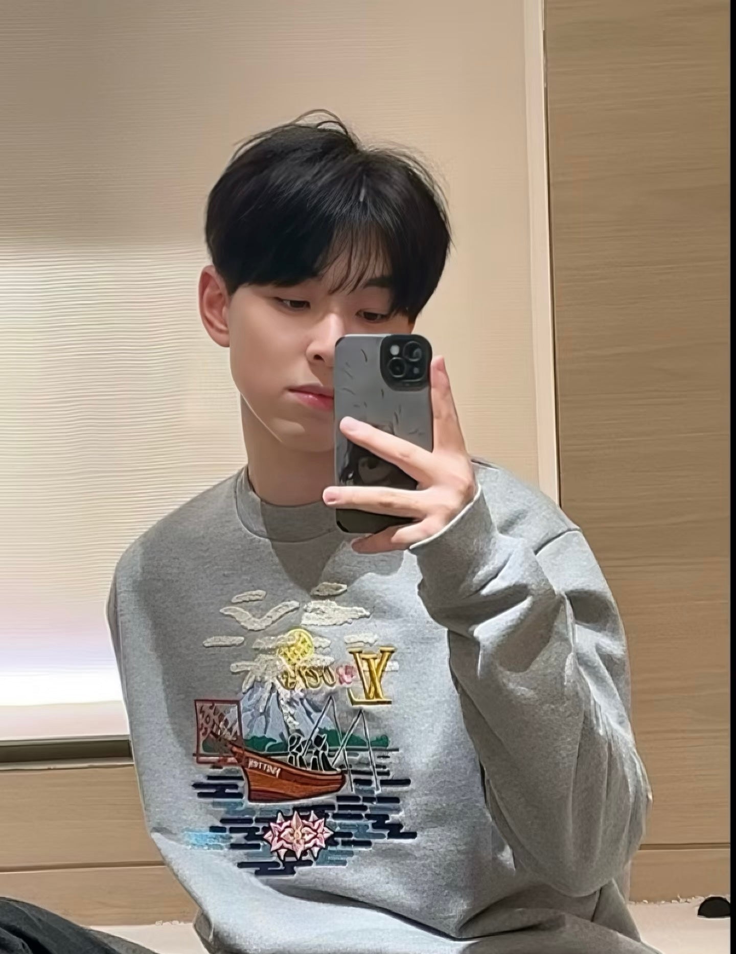 LuxluxHouse Best Quality Clothes T-shirt Louis Vuitton