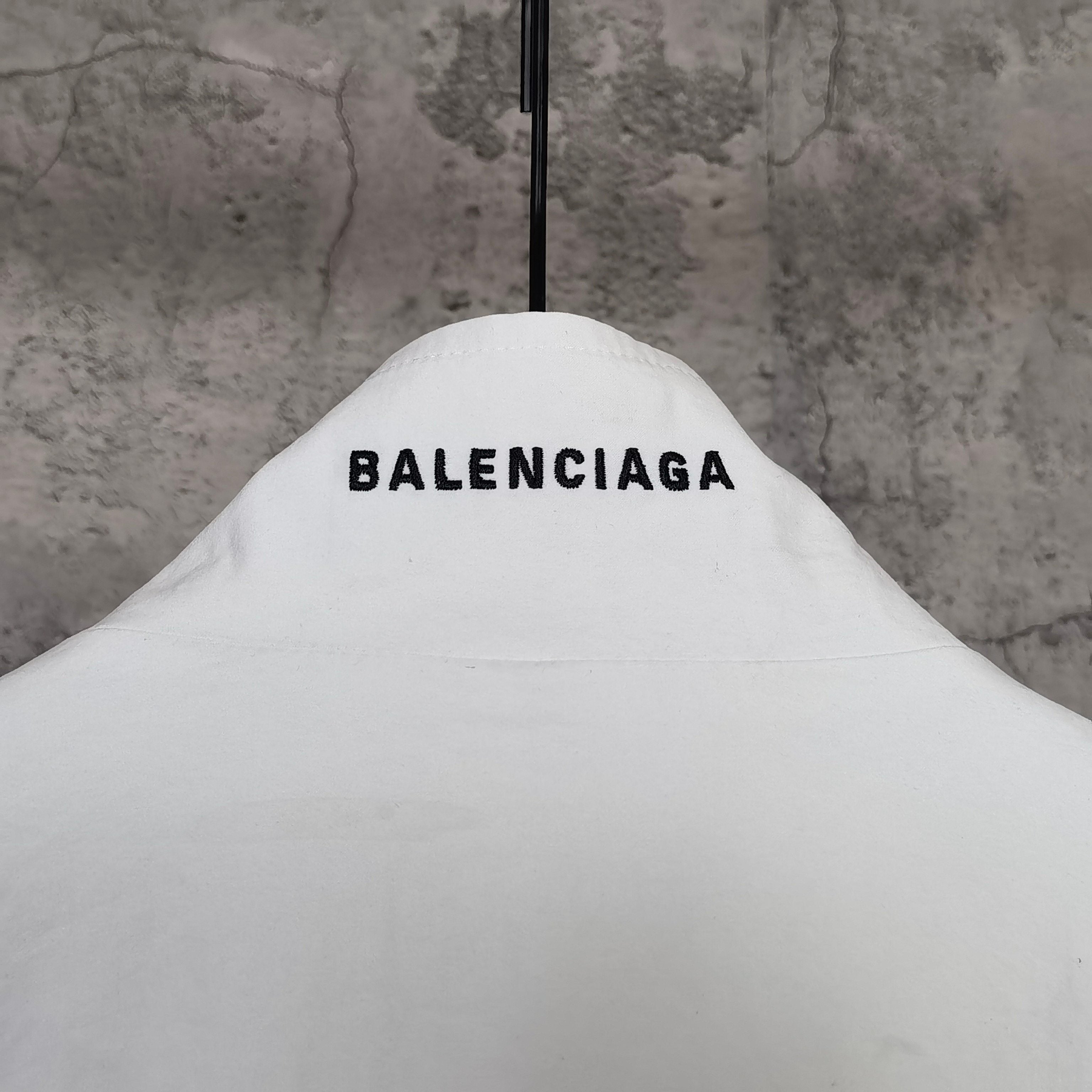LuxluxHouse Best Quality Clothes Balenciaga Hoodie & Sweater