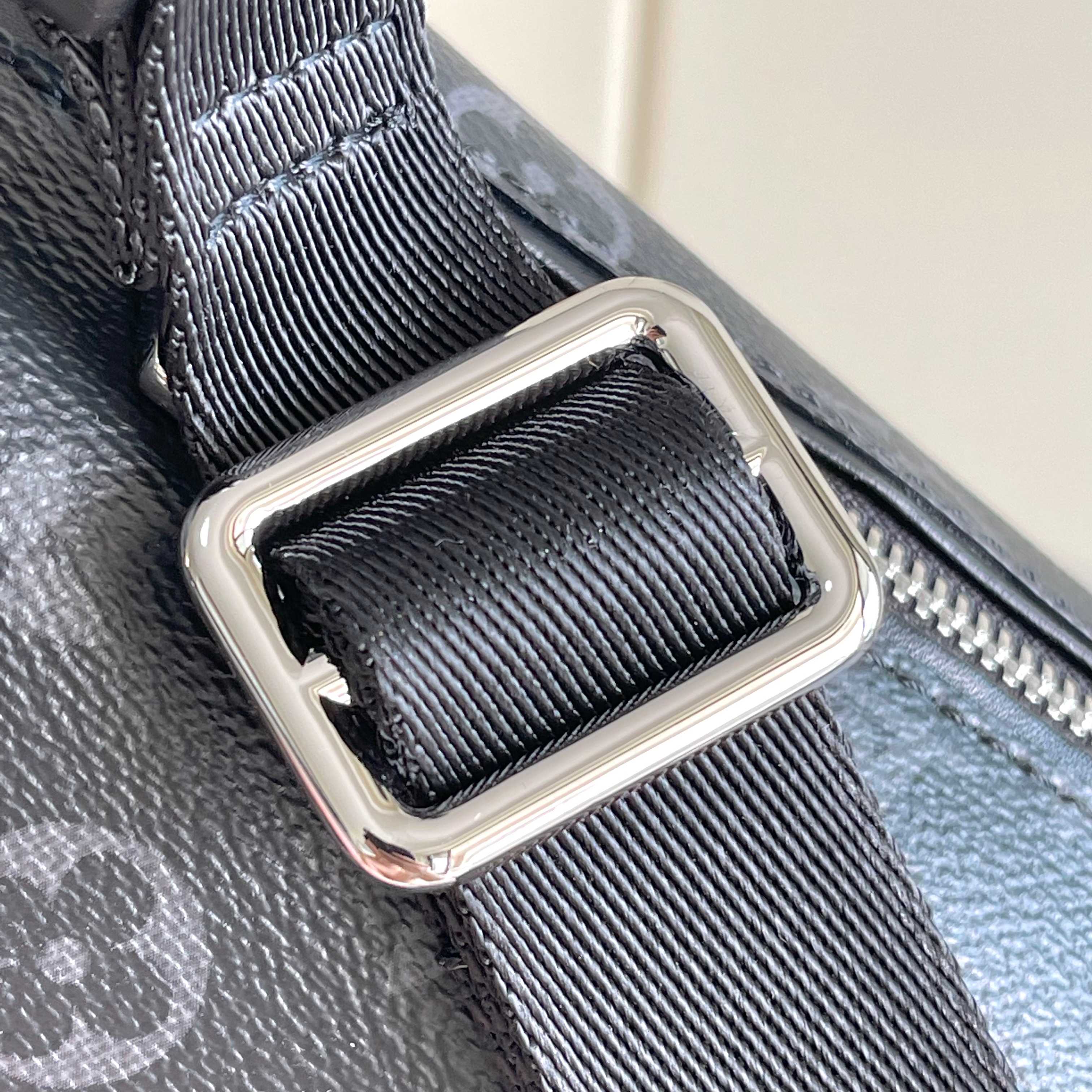 LuxluxHouse Best Quality Bags Louis Vuitton Men