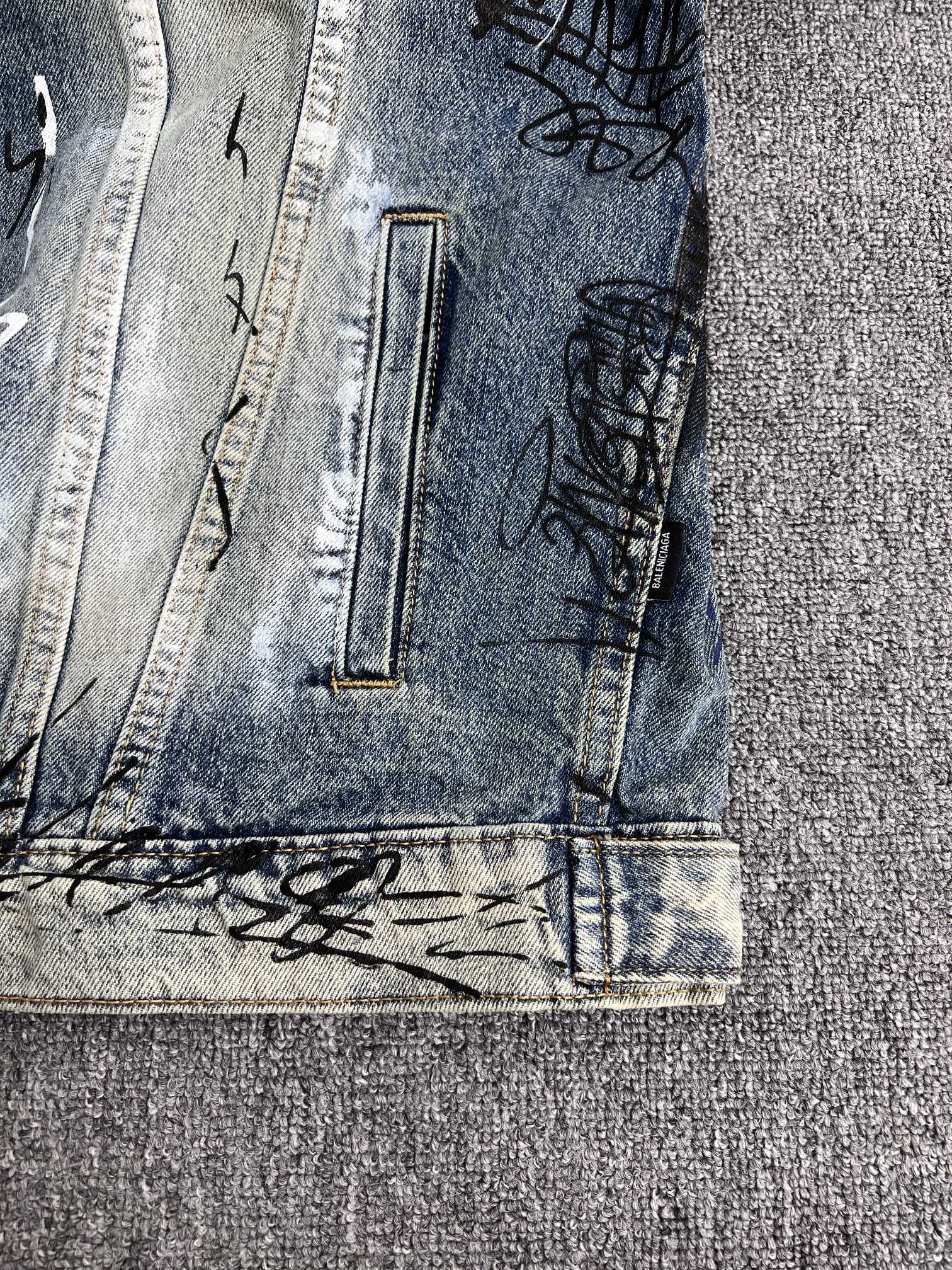 LuxluxHouse Best Quality Clothes Balenciaga Coats & Jackets