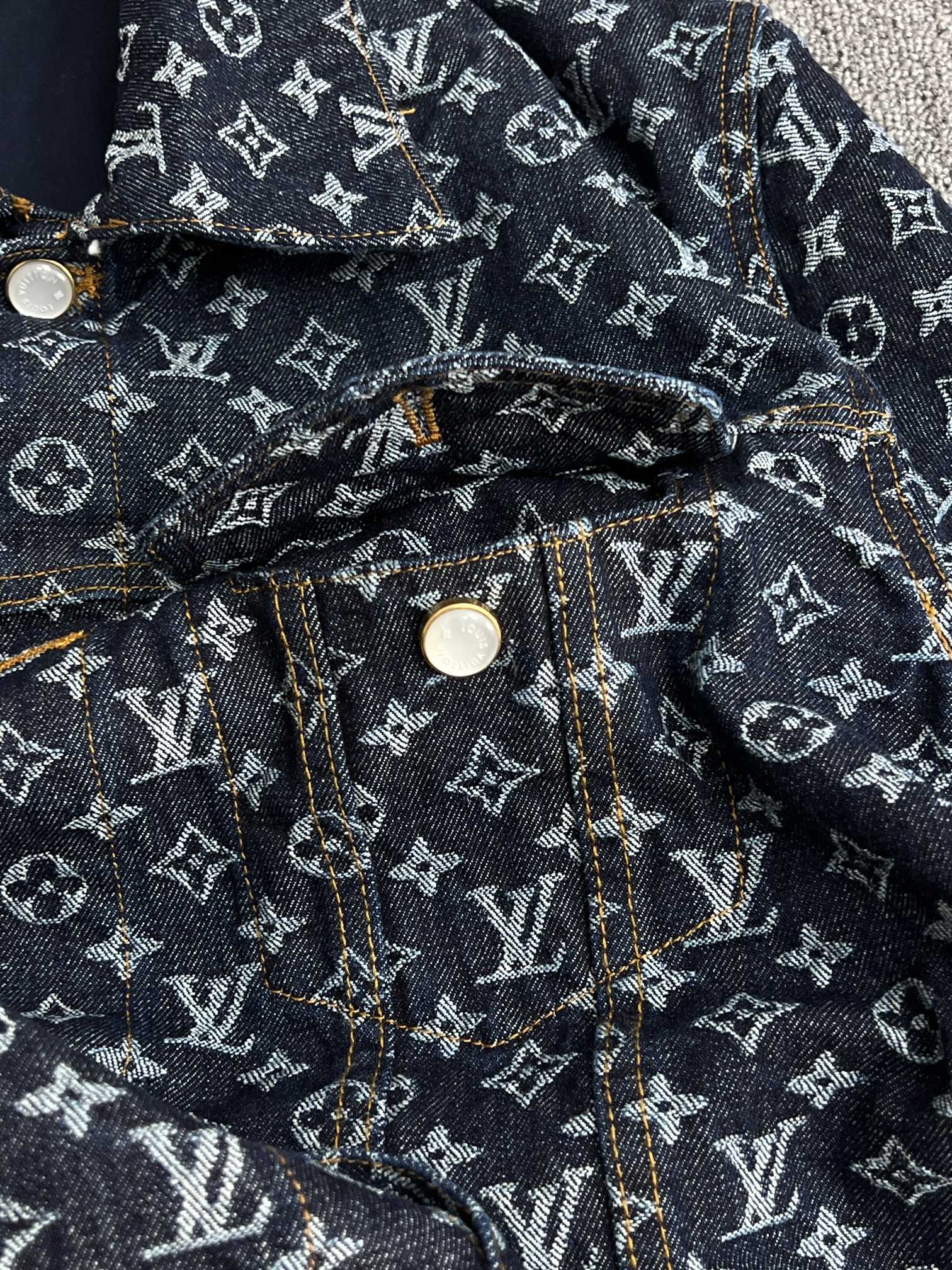 LuxluxHouse Best Quality Clothes Coats & Jackets Louis Vuitton