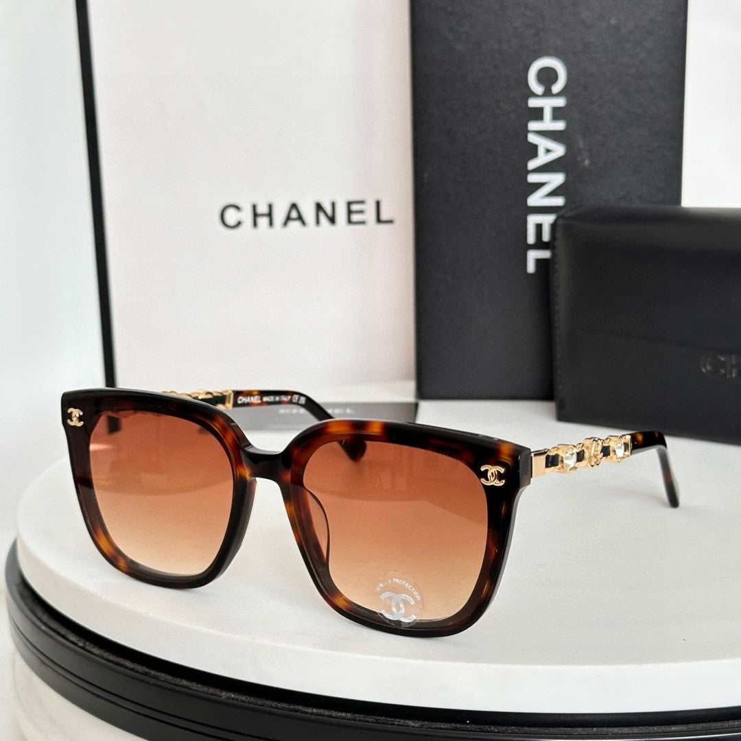 LuxluxHouse Best Quality Glasses Chanel