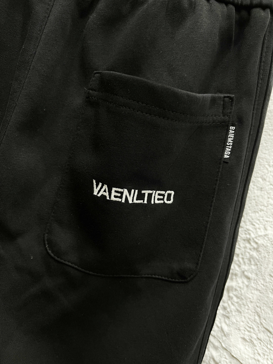 LuxluxHouse Best Quality Clothes Valentino Pants