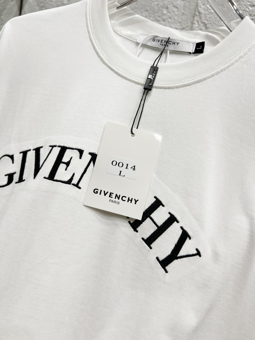 LuxluxHouse Best Quality Clothes Givenchy T-shirt