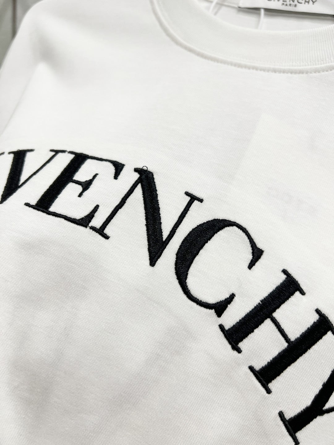 LuxluxHouse Best Quality Clothes Givenchy T-shirt