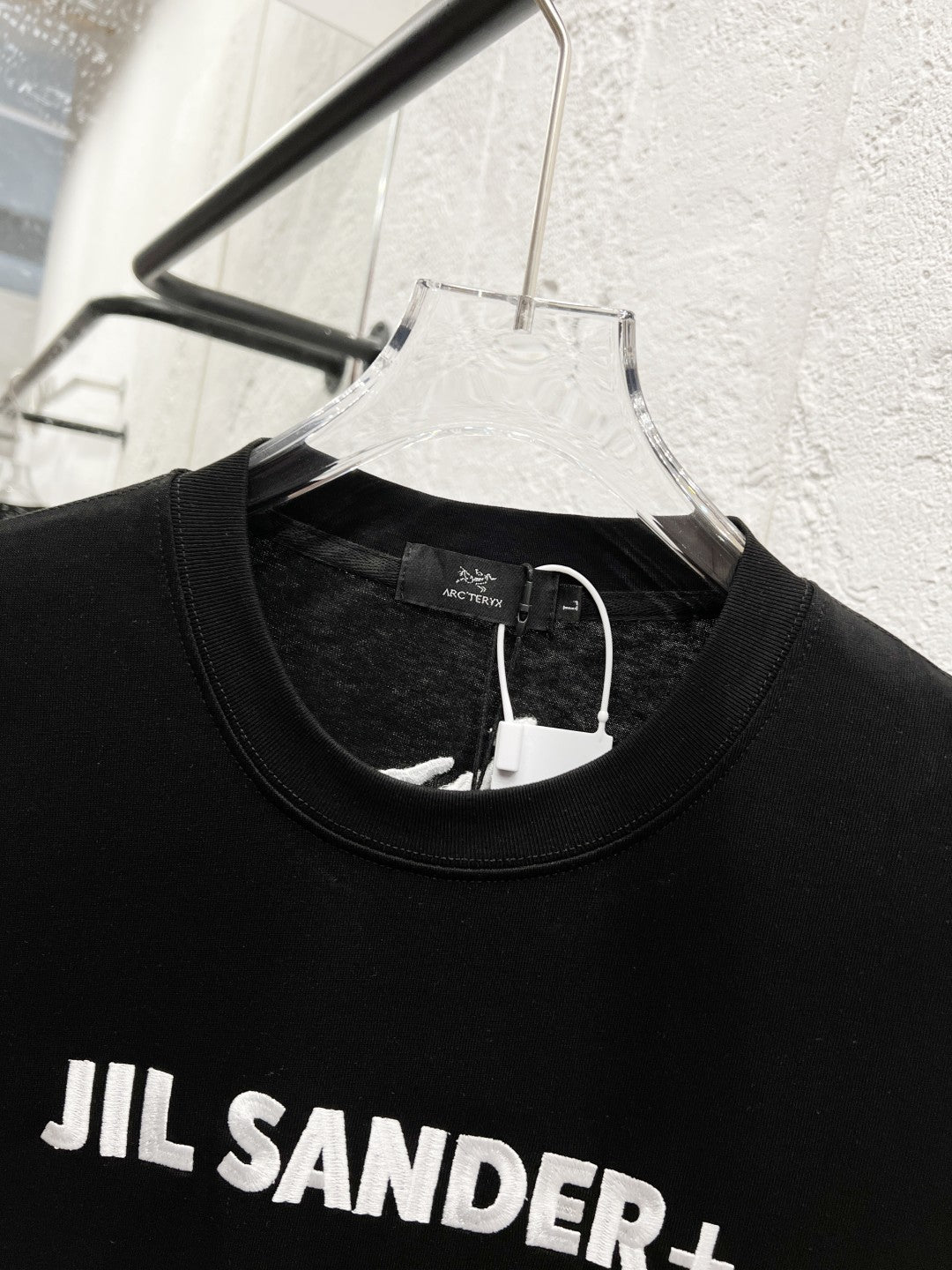 LuxluxHouse Best Quality Clothes T-shirt Arcteryx