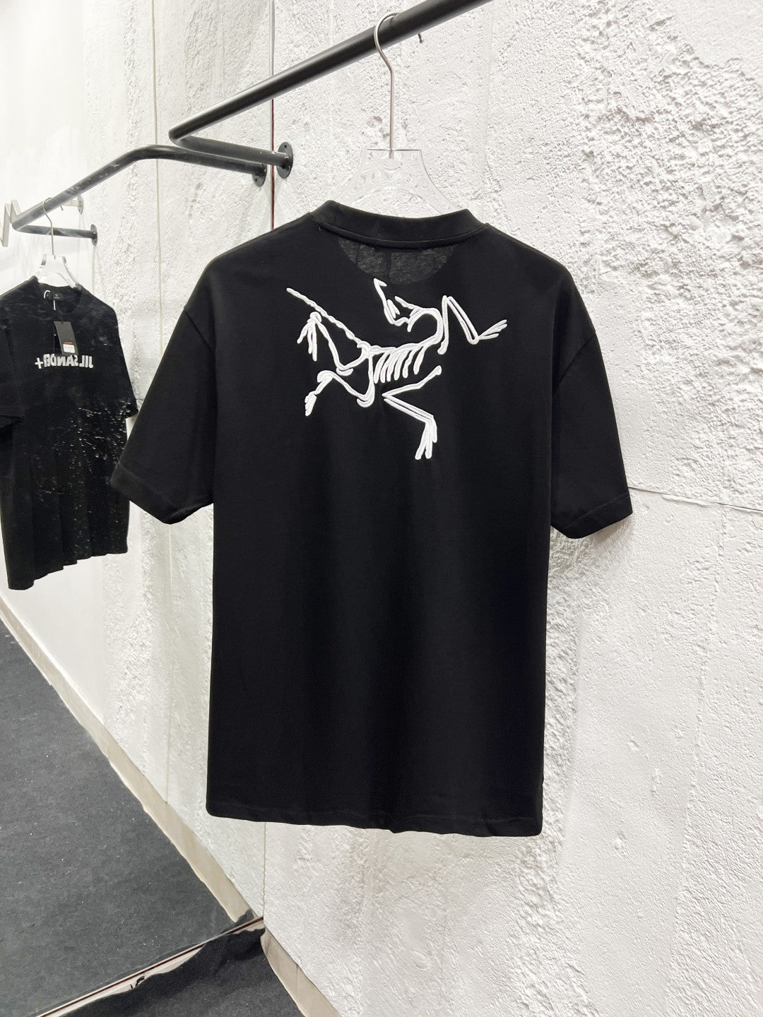 LuxluxHouse Best Quality Clothes T-shirt Arcteryx