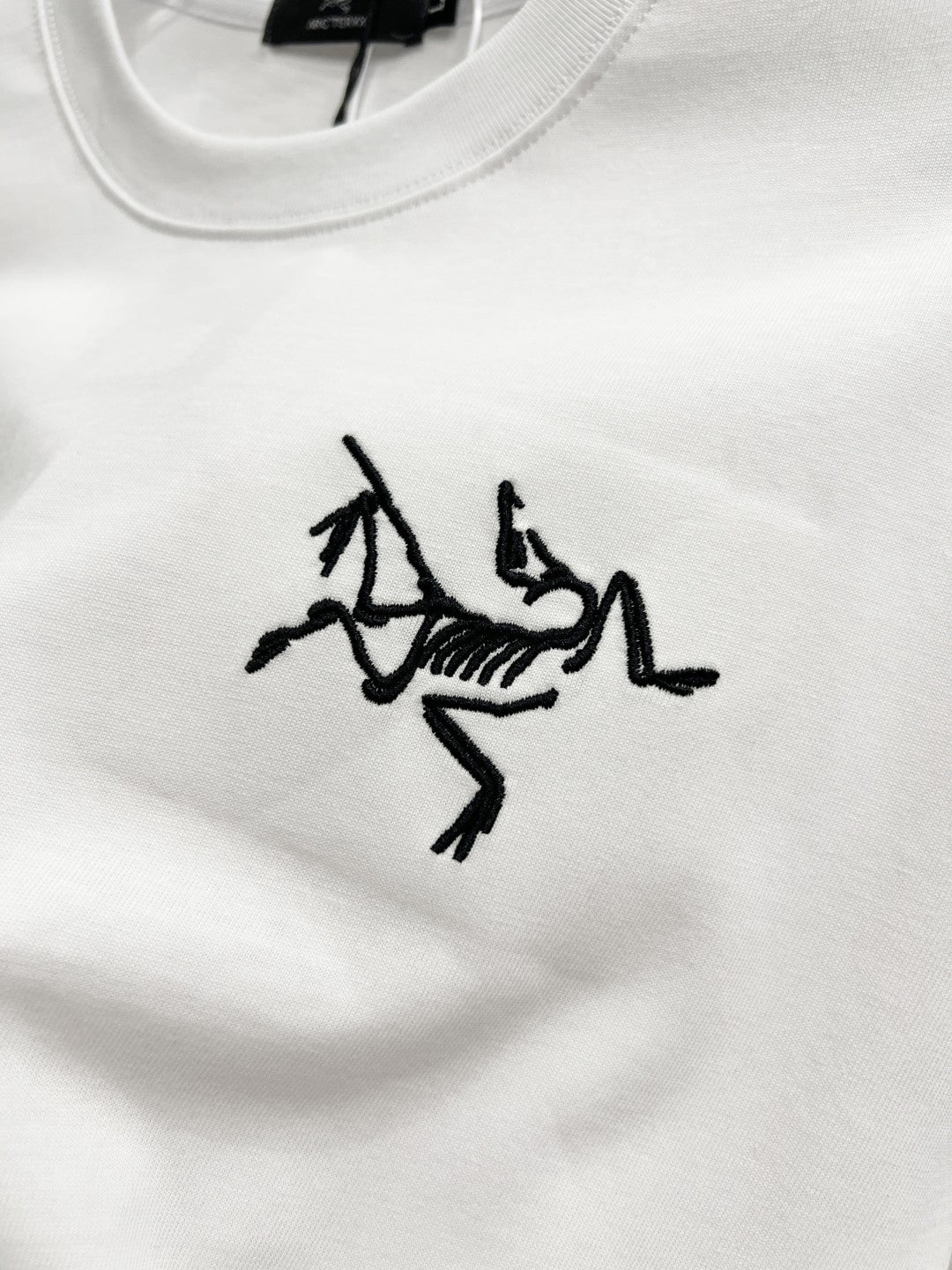 LuxluxHouse Best Quality Clothes T-shirt Arcteryx