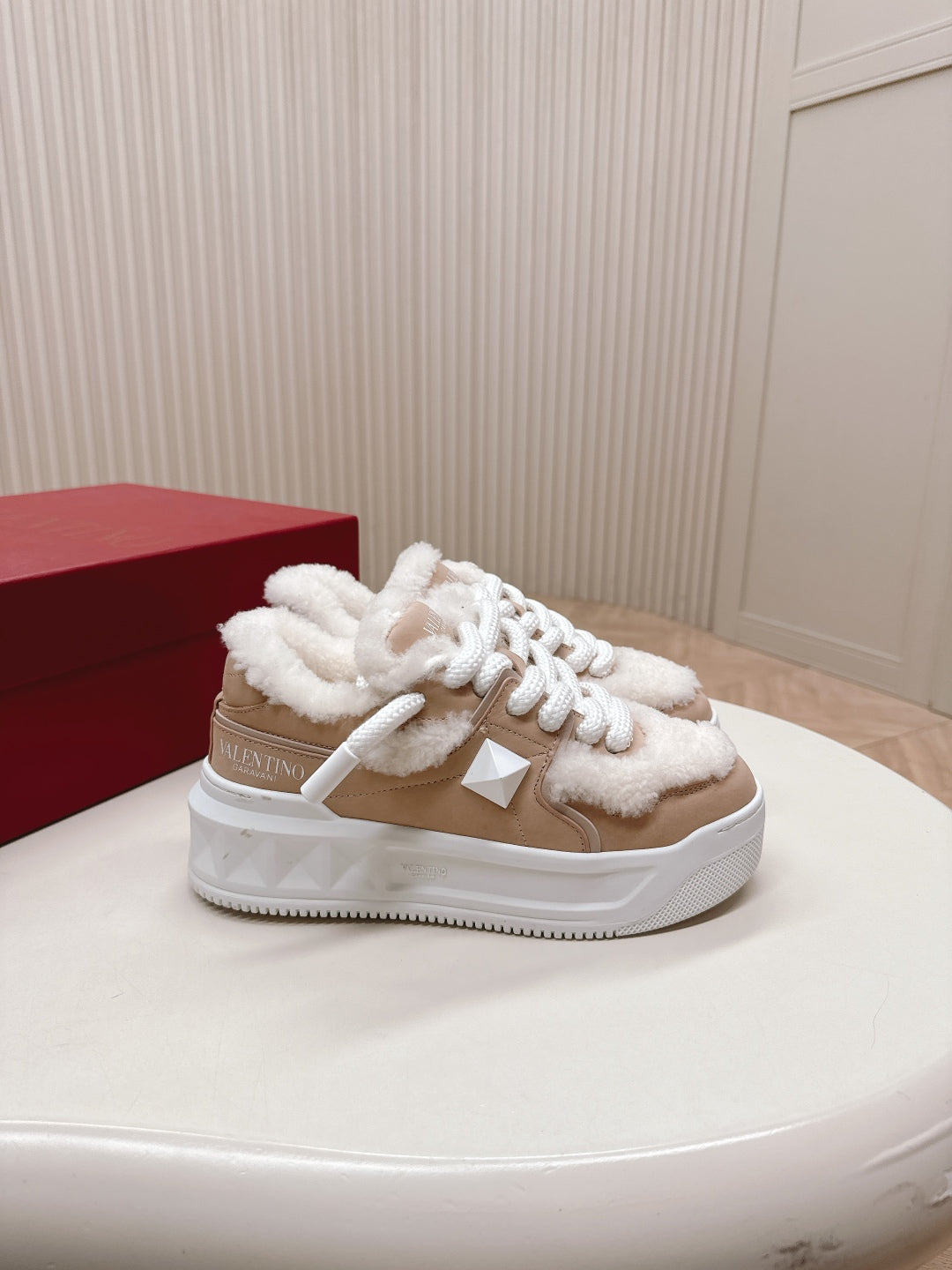 LuxluxHouse Best Quality Valentino Women Shoes
