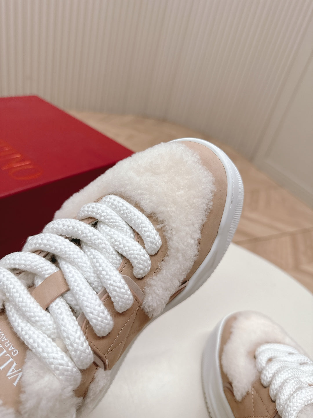 LuxluxHouse Best Quality Valentino Women Shoes