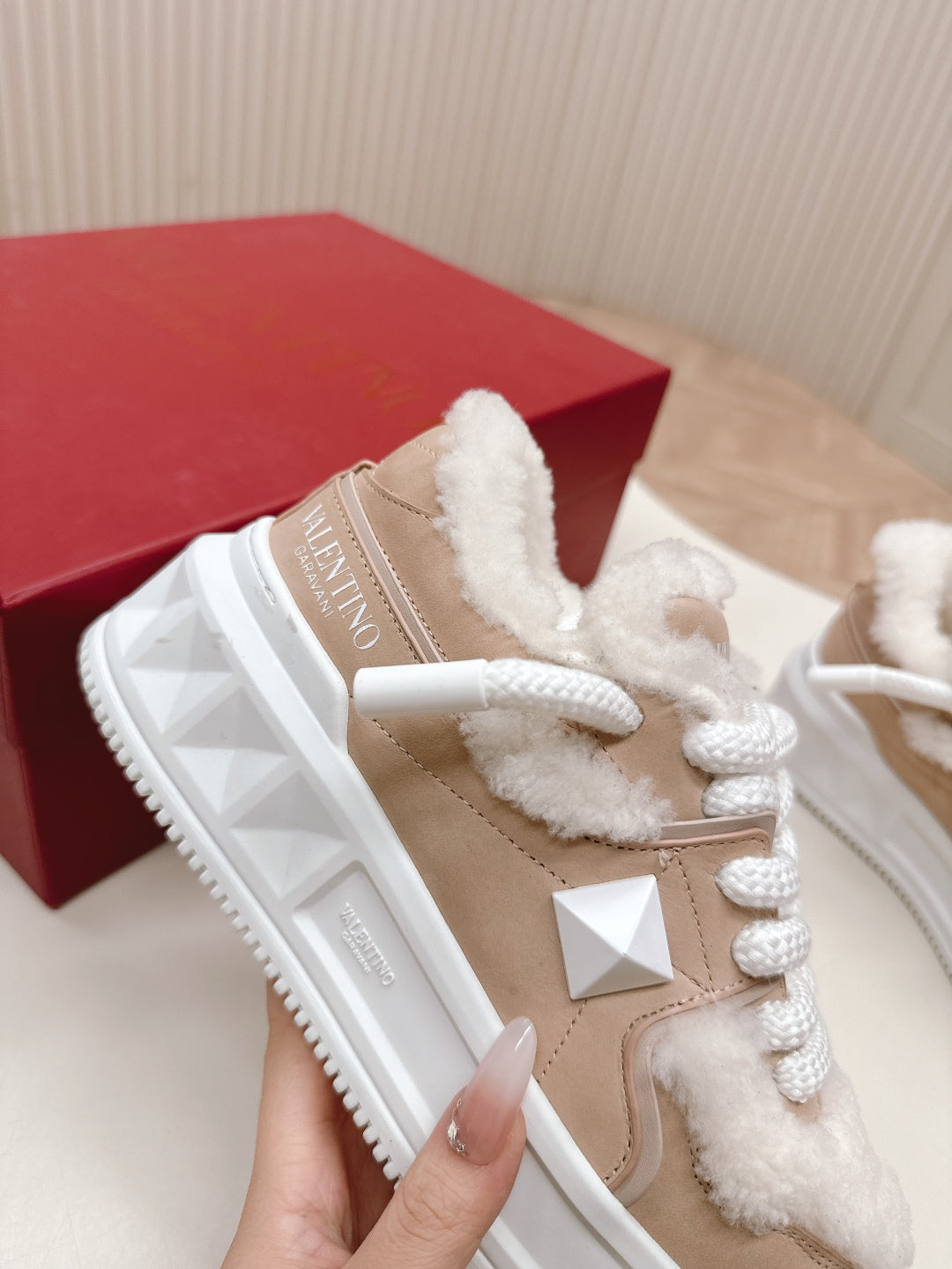 LuxluxHouse Best Quality Valentino Women Shoes