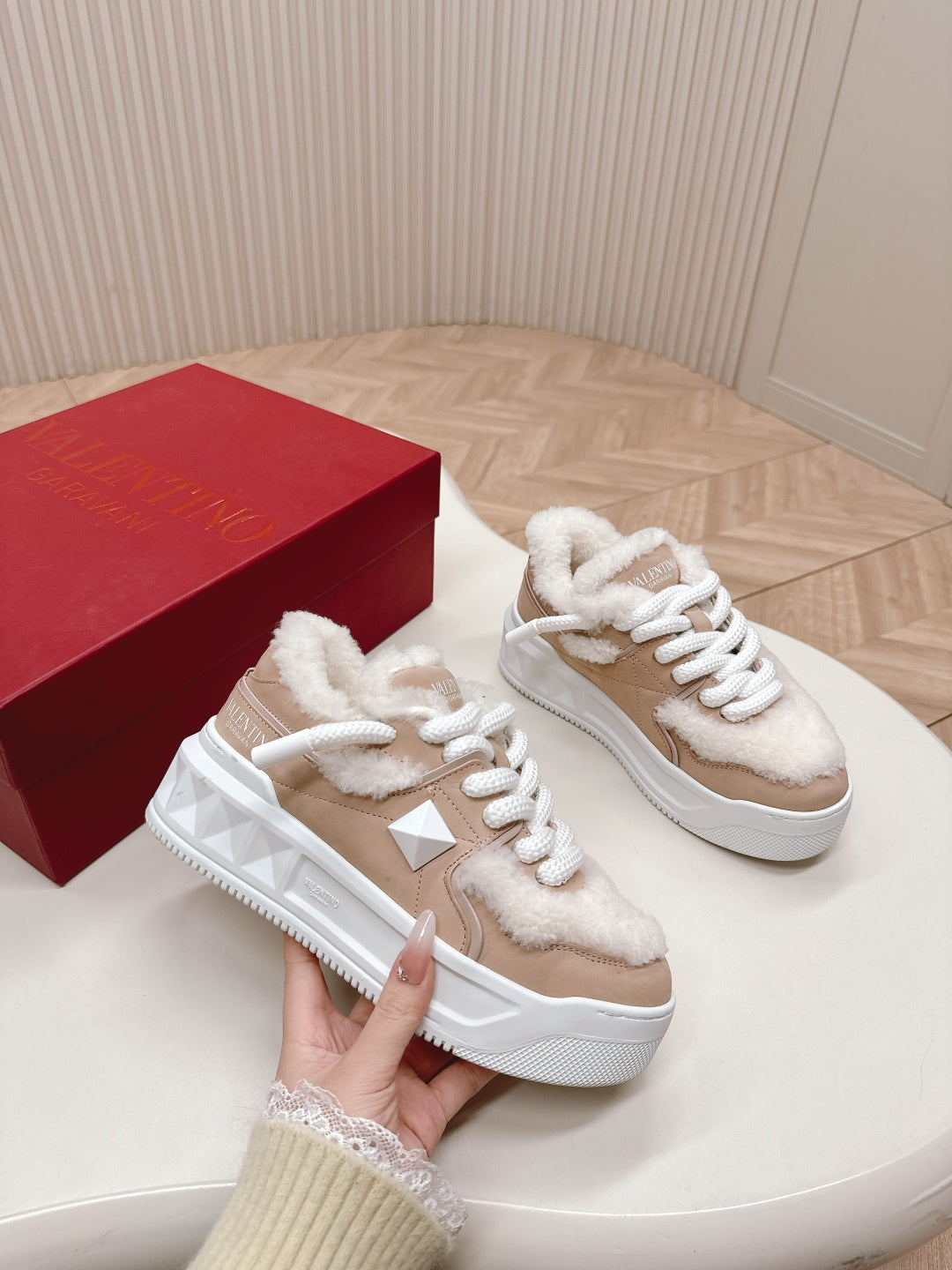 LuxluxHouse Best Quality Valentino Women Shoes