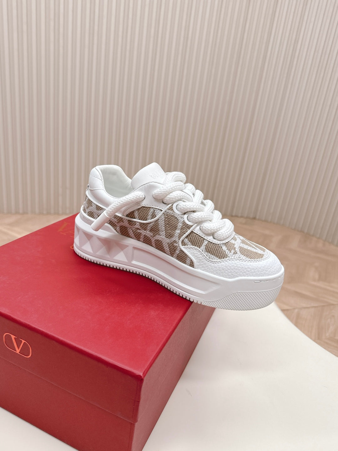 LuxluxHouse Best Quality Valentino Women Shoes