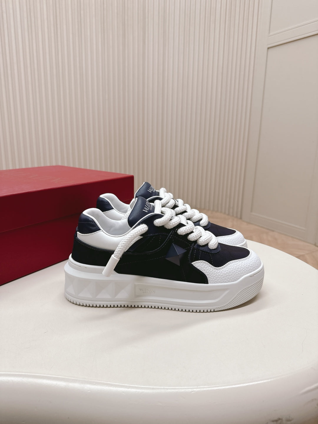 LuxluxHouse Best Quality Valentino Women Shoes