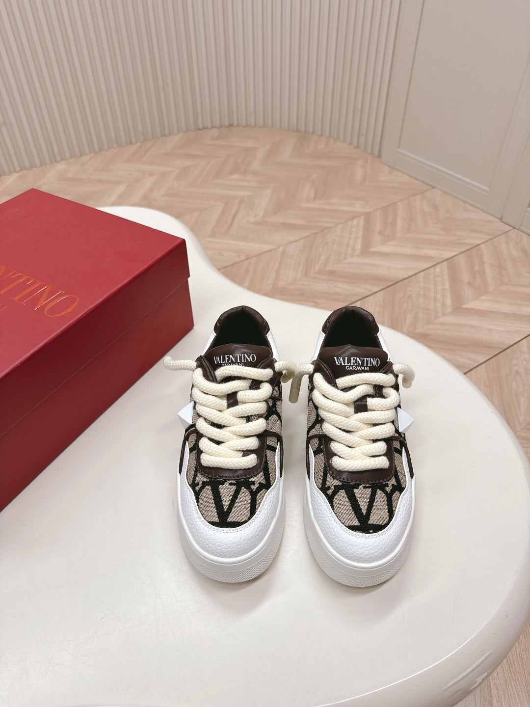 LuxluxHouse Best Quality Valentino Women Shoes