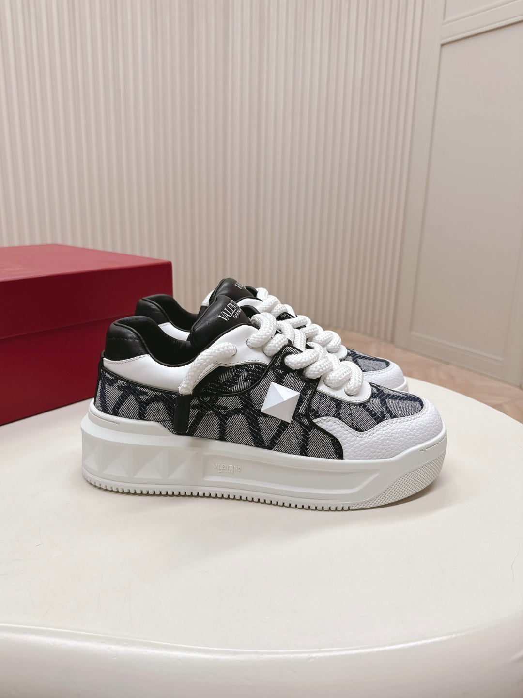 LuxluxHouse Best Quality Valentino Women Shoes
