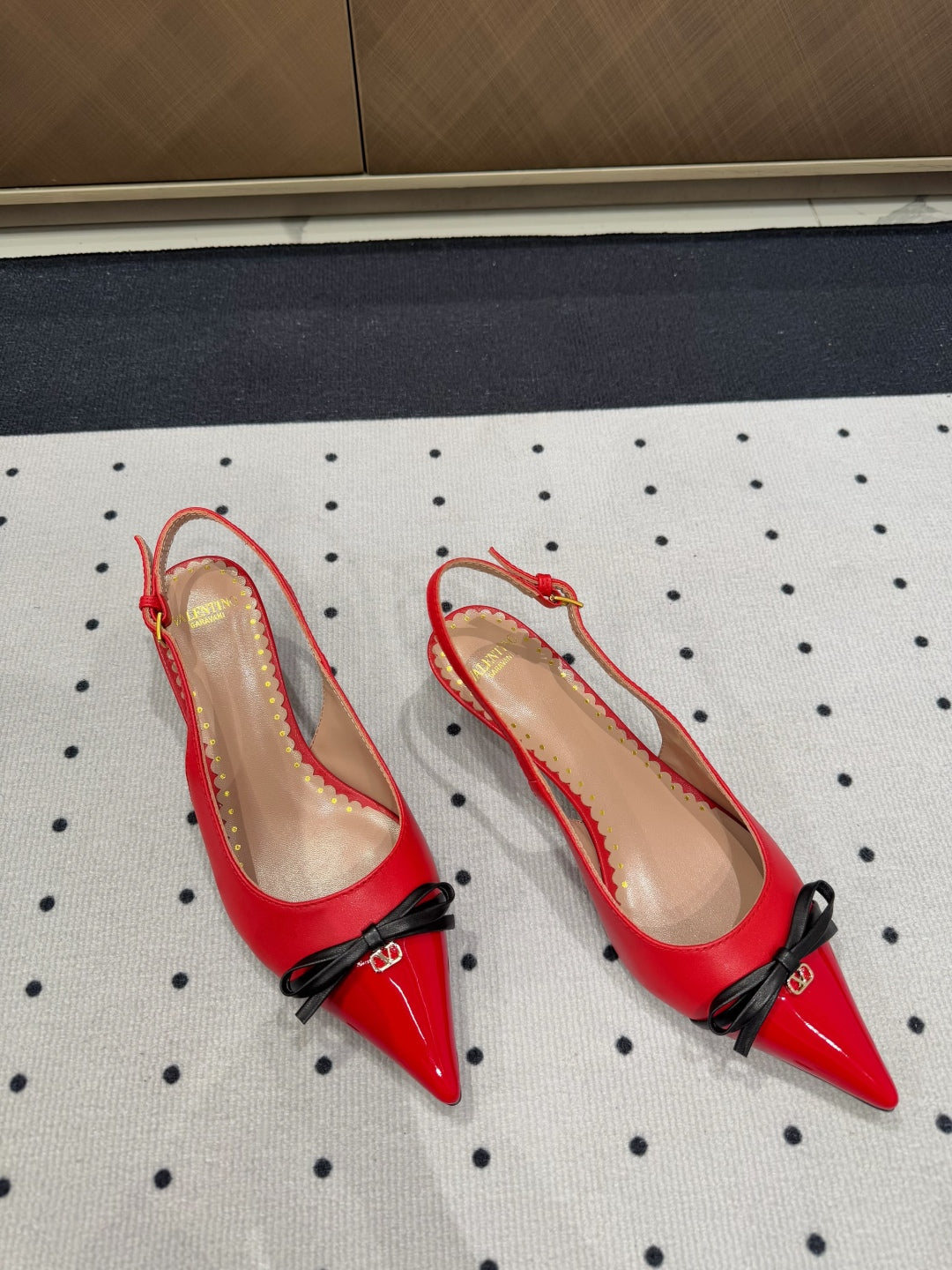 LuxluxHouse Best Quality Valentino Women Shoes