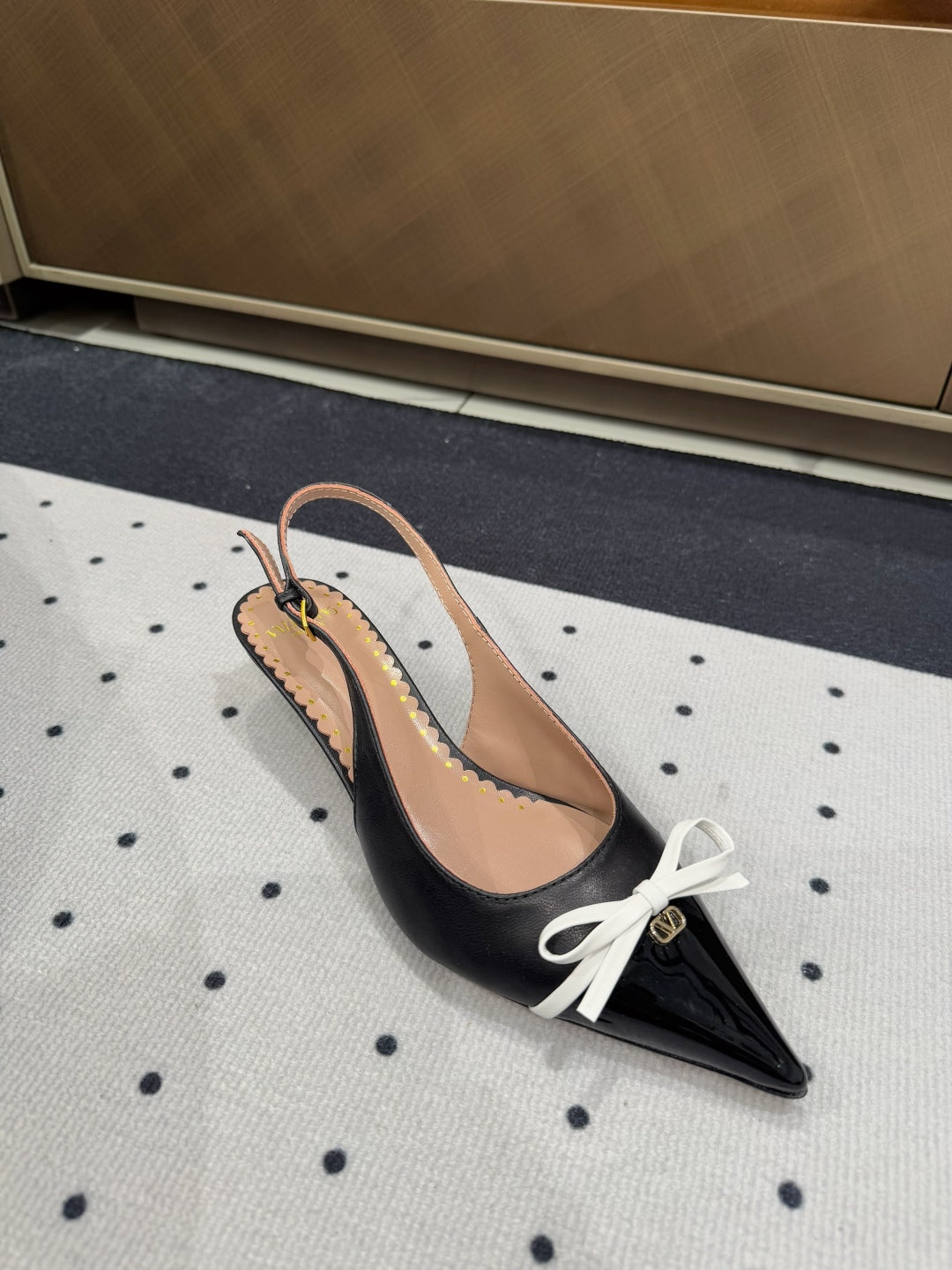 LuxluxHouse Best Quality Valentino Women Shoes