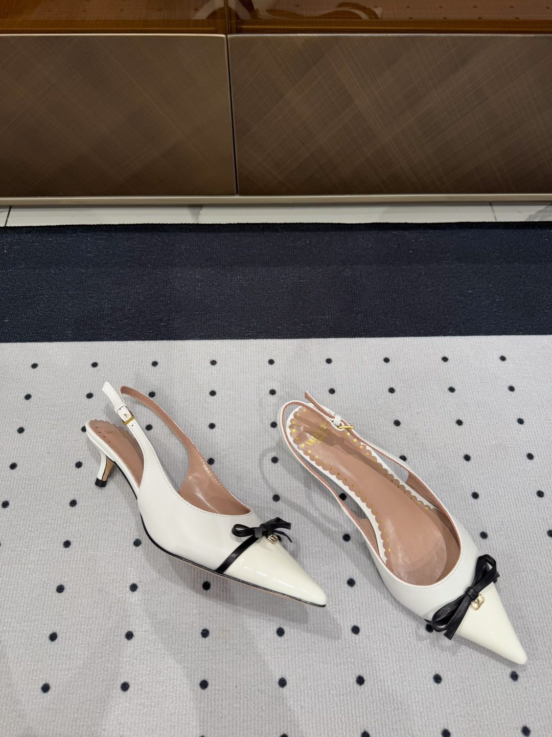LuxluxHouse Best Quality Valentino Women Shoes