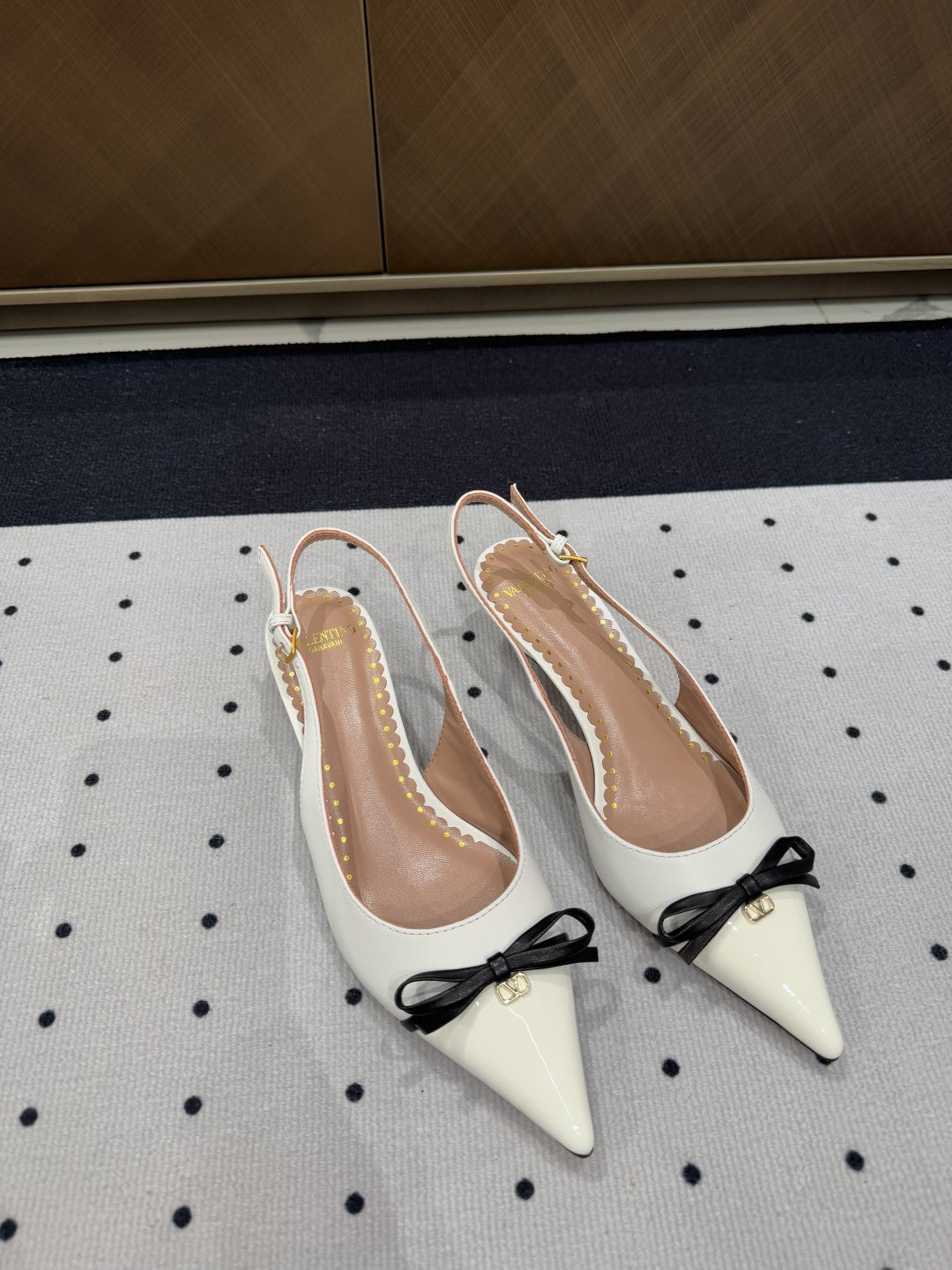 LuxluxHouse Best Quality Valentino Women Shoes