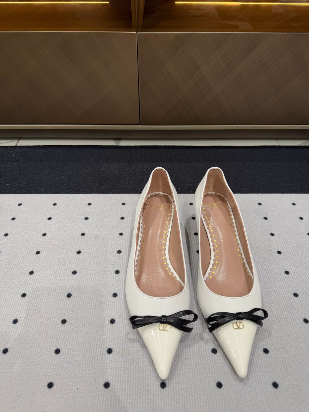 LuxluxHouse Best Quality Valentino Women Shoes
