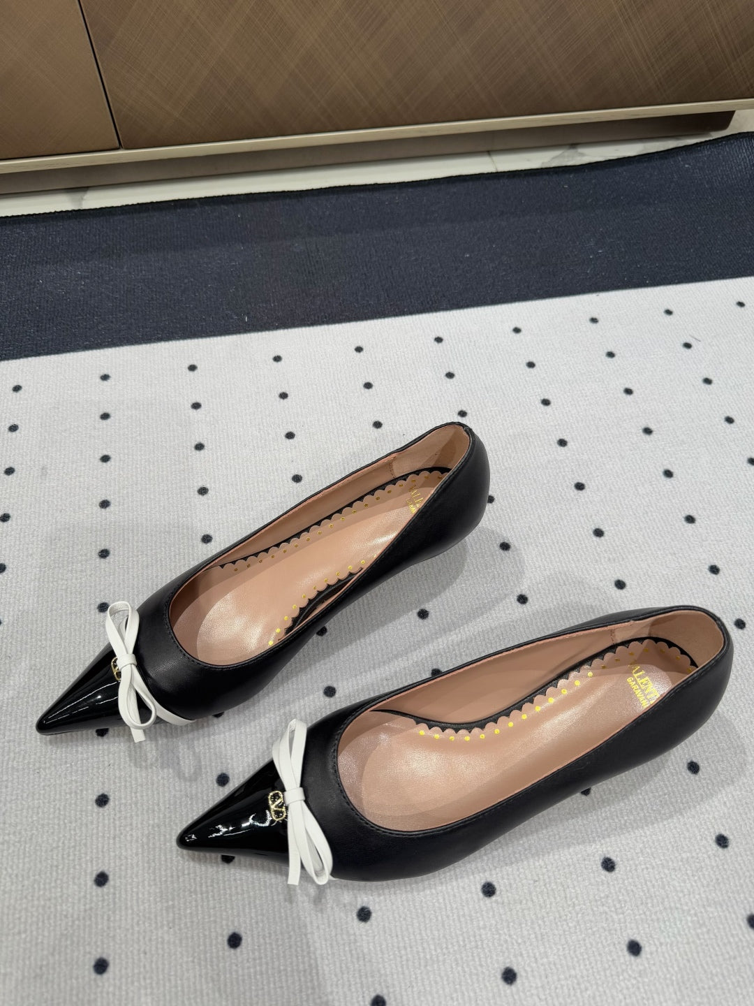 LuxluxHouse Best Quality Valentino Women Shoes