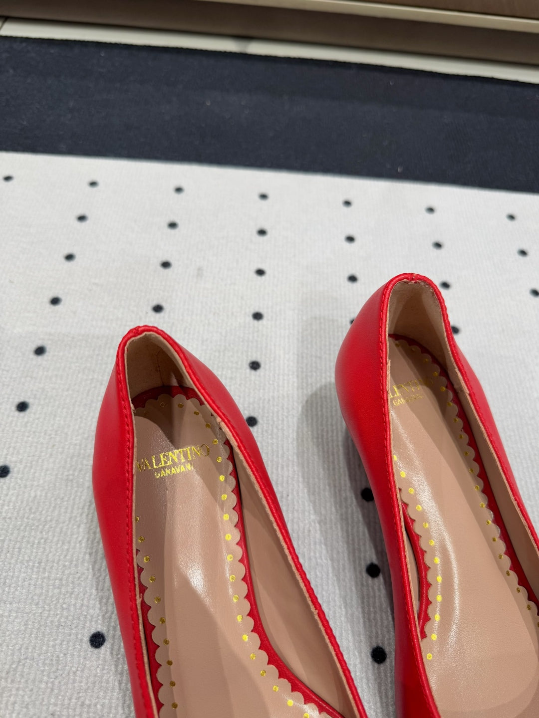 LuxluxHouse Best Quality Valentino Women Shoes