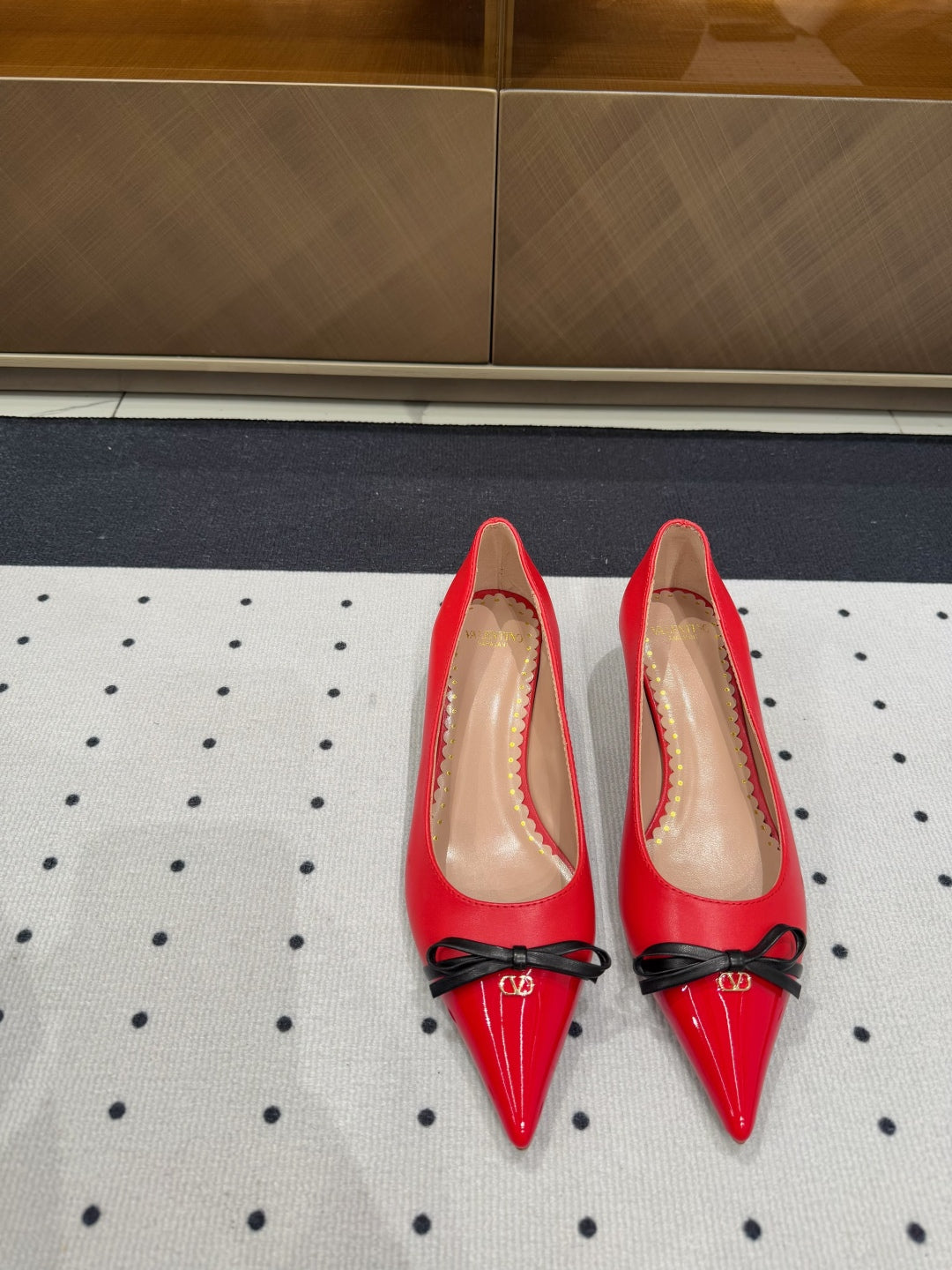 LuxluxHouse Best Quality Valentino Women Shoes