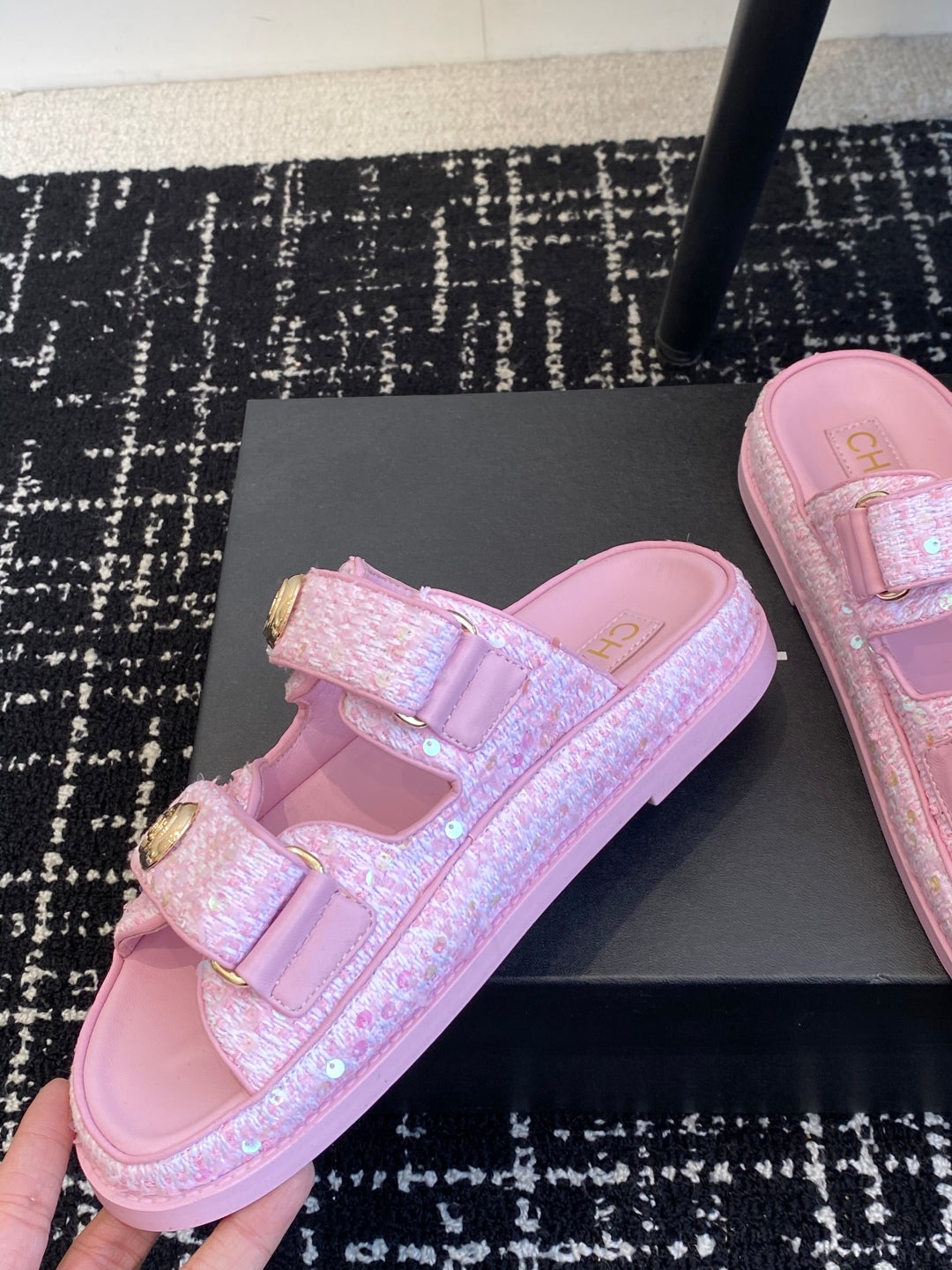 LuxluxHouse Best Quality Chanel Sandals