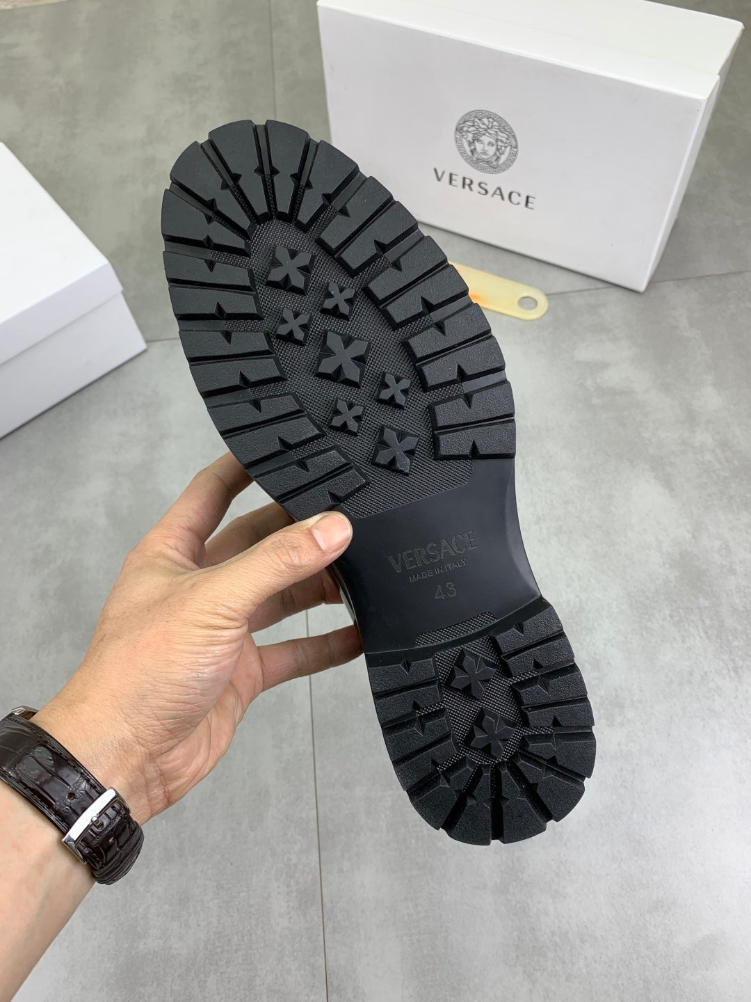 LuxluxHouse Best Quality Shoes Versace