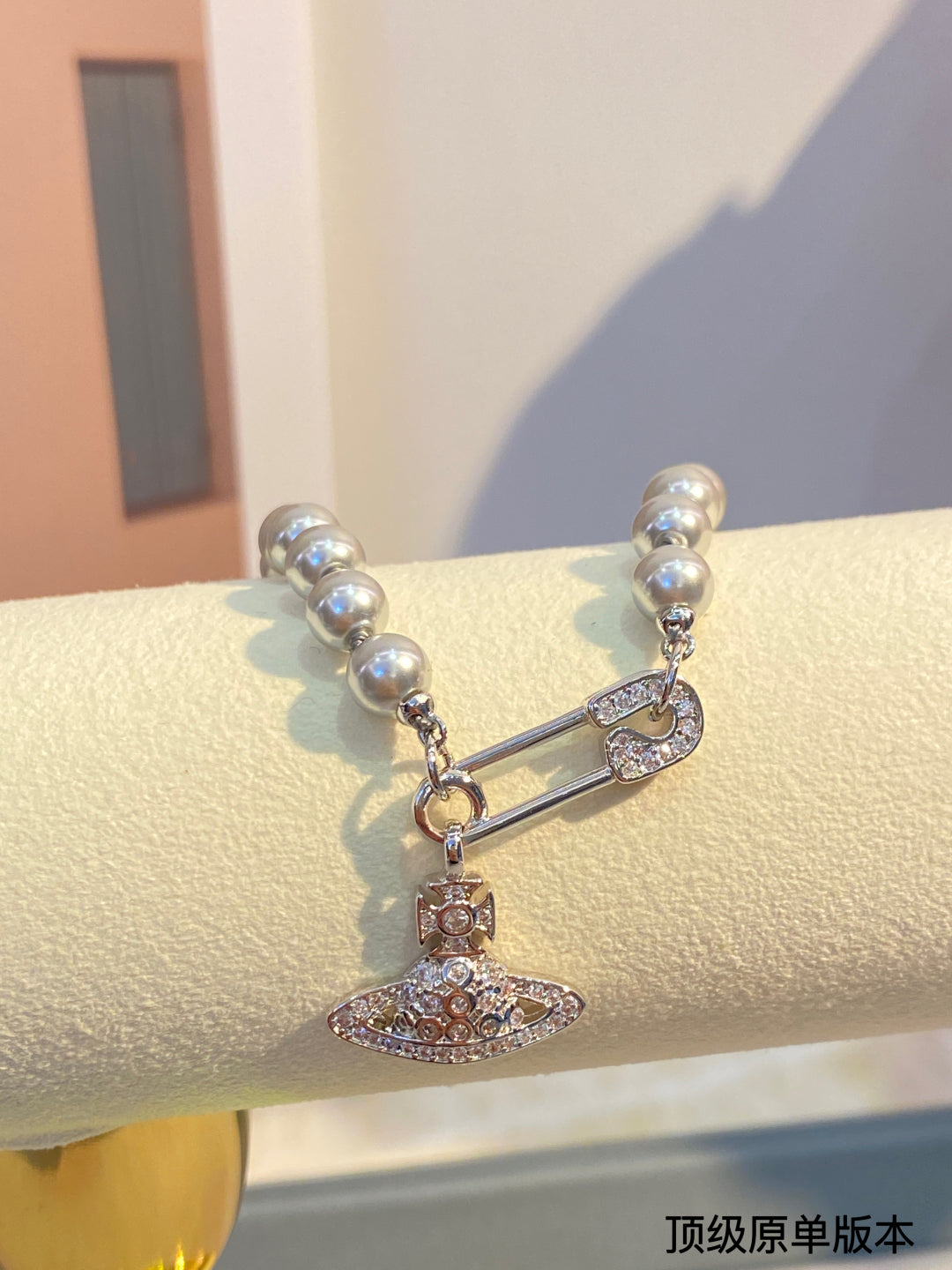 LuxluxHouse Best Quality Accessories Bracelet Vivienne Westwood
