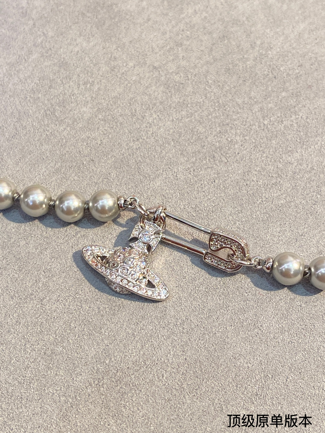 LuxluxHouse Best Quality Accessories Bracelet Vivienne Westwood