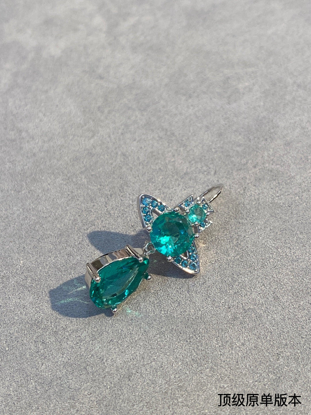 LuxluxHouse Best Quality Accessories Earrings Vivienne Westwood