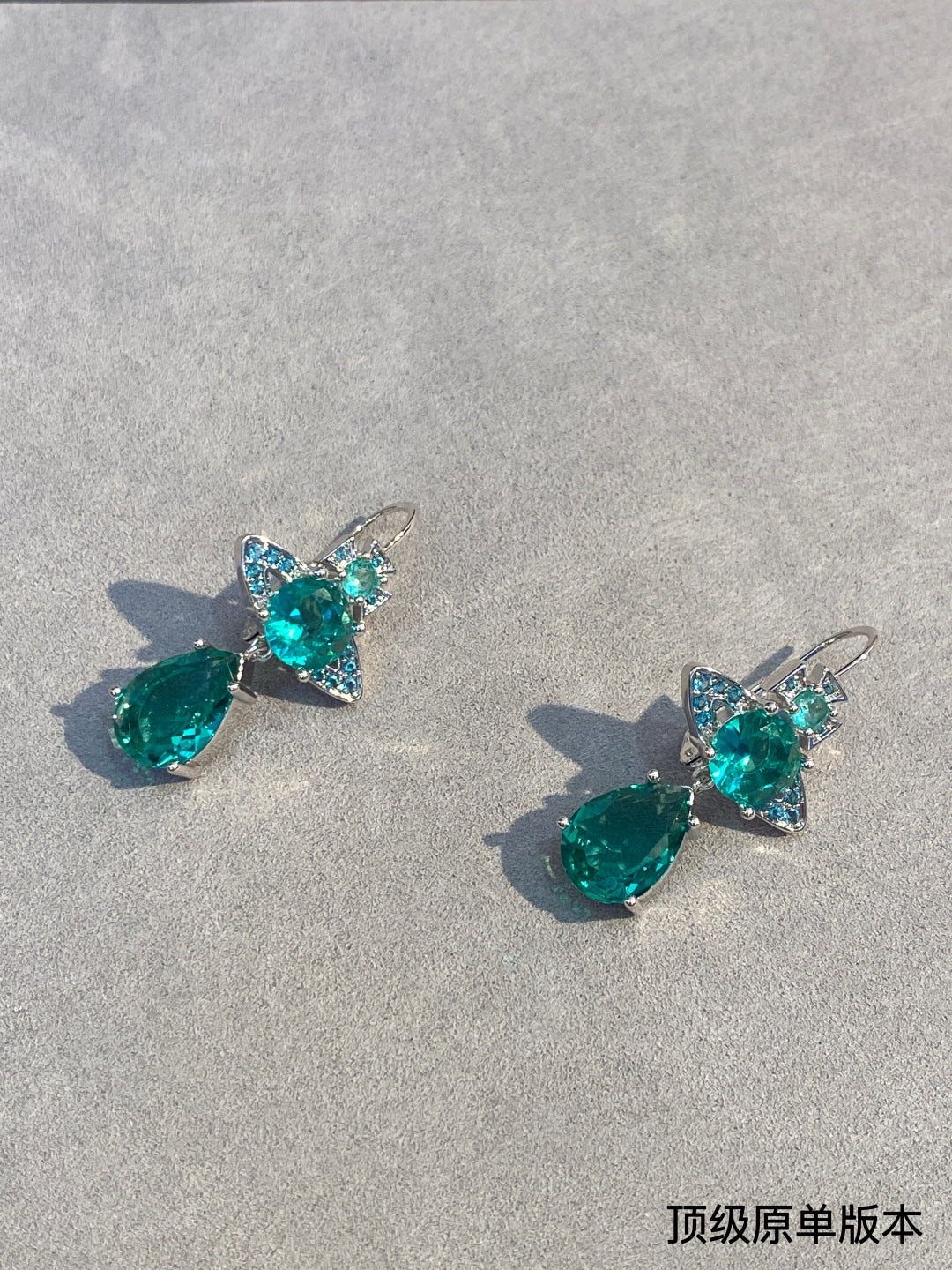 LuxluxHouse Best Quality Accessories Earrings Vivienne Westwood