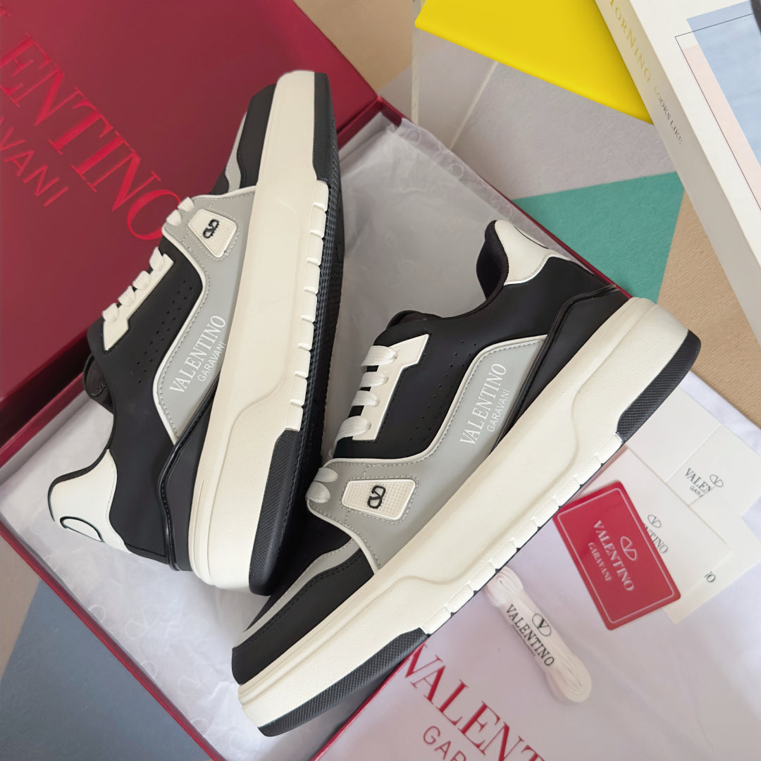LuxluxHouse Best Quality Valentino Women Shoes