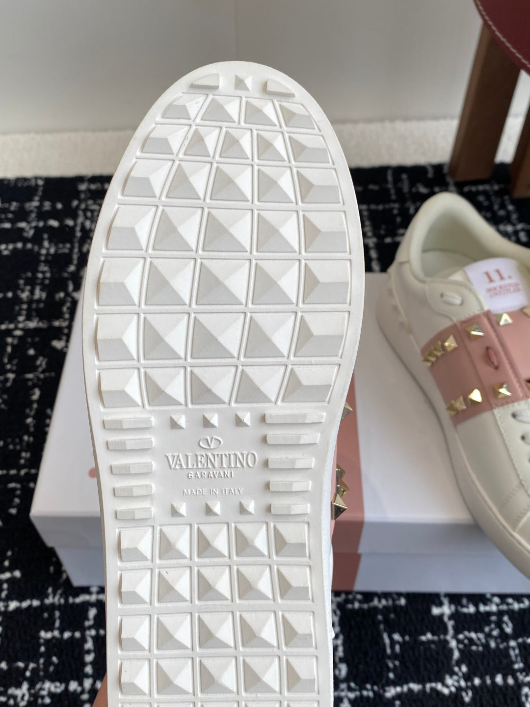 LuxluxHouse Best Quality Valentino Women Shoes