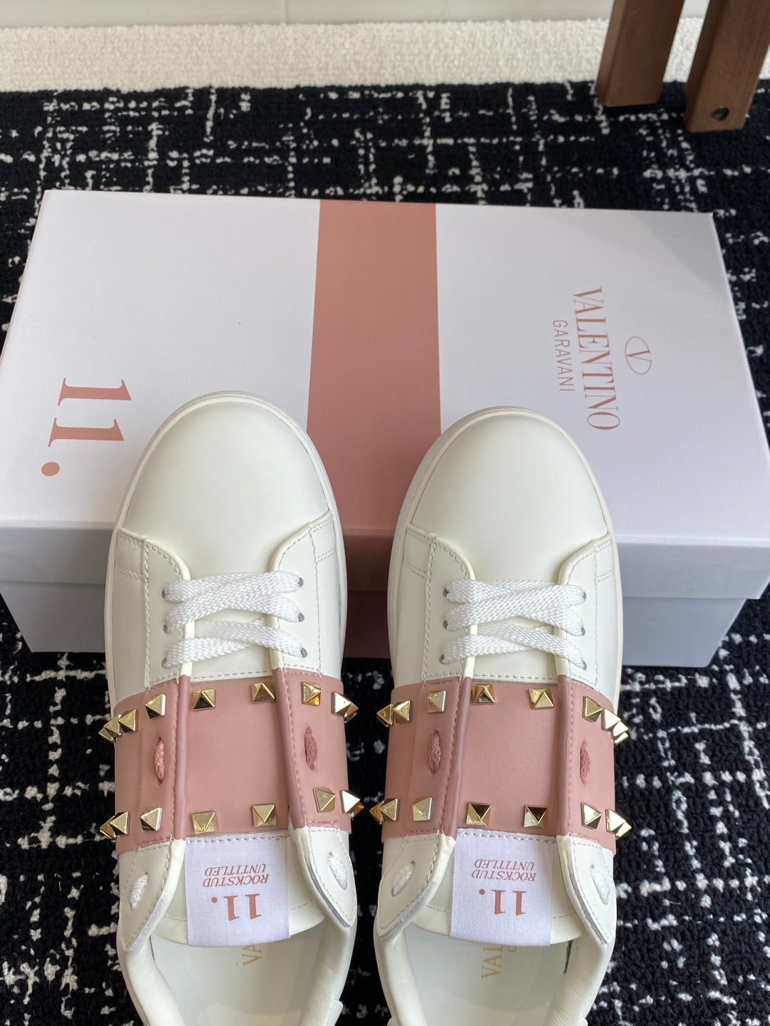 LuxluxHouse Best Quality Valentino Women Shoes