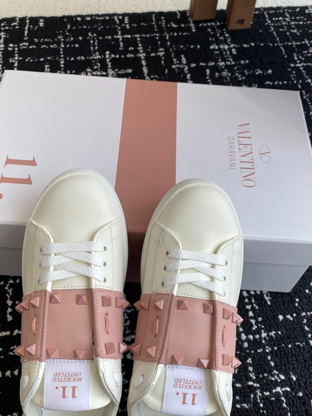 LuxluxHouse Best Quality Valentino Women Shoes