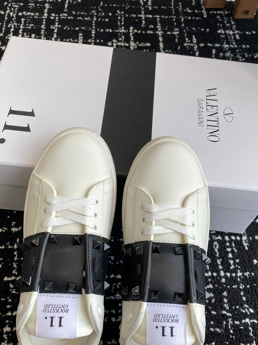 LuxluxHouse Best Quality Valentino Women Shoes