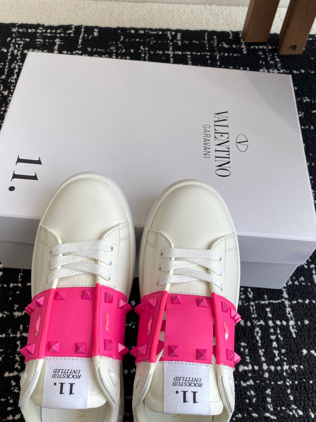 LuxluxHouse Best Quality Valentino Women Shoes