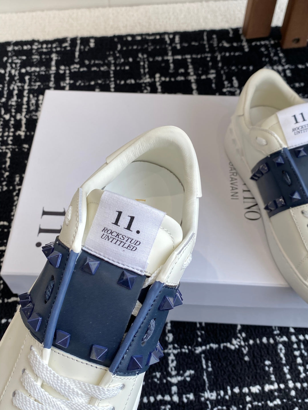 LuxluxHouse Best Quality Valentino Women Shoes