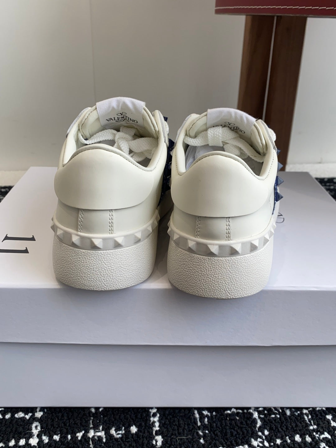 LuxluxHouse Best Quality Valentino Women Shoes
