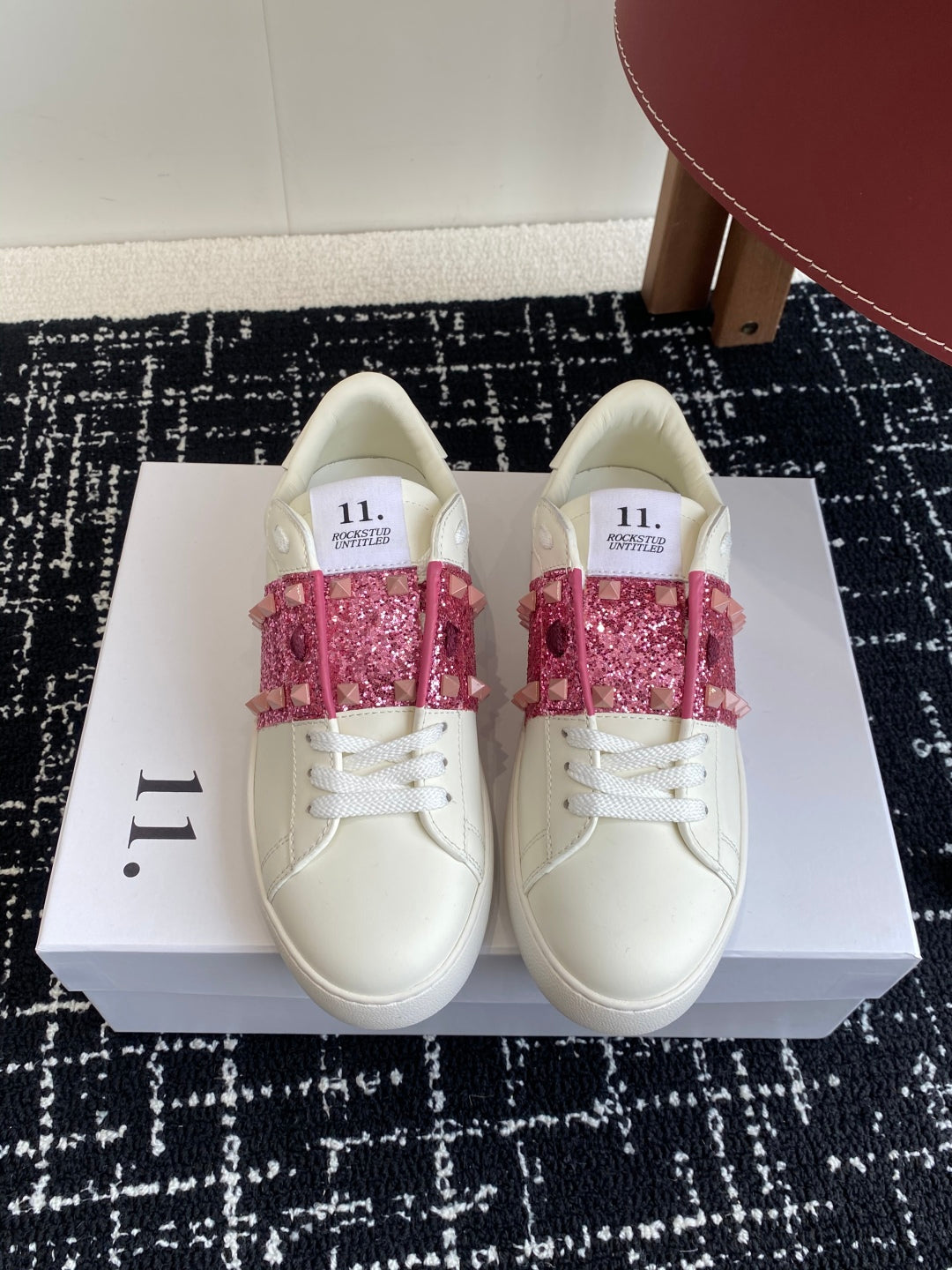 LuxluxHouse Best Quality Shoes Valentino