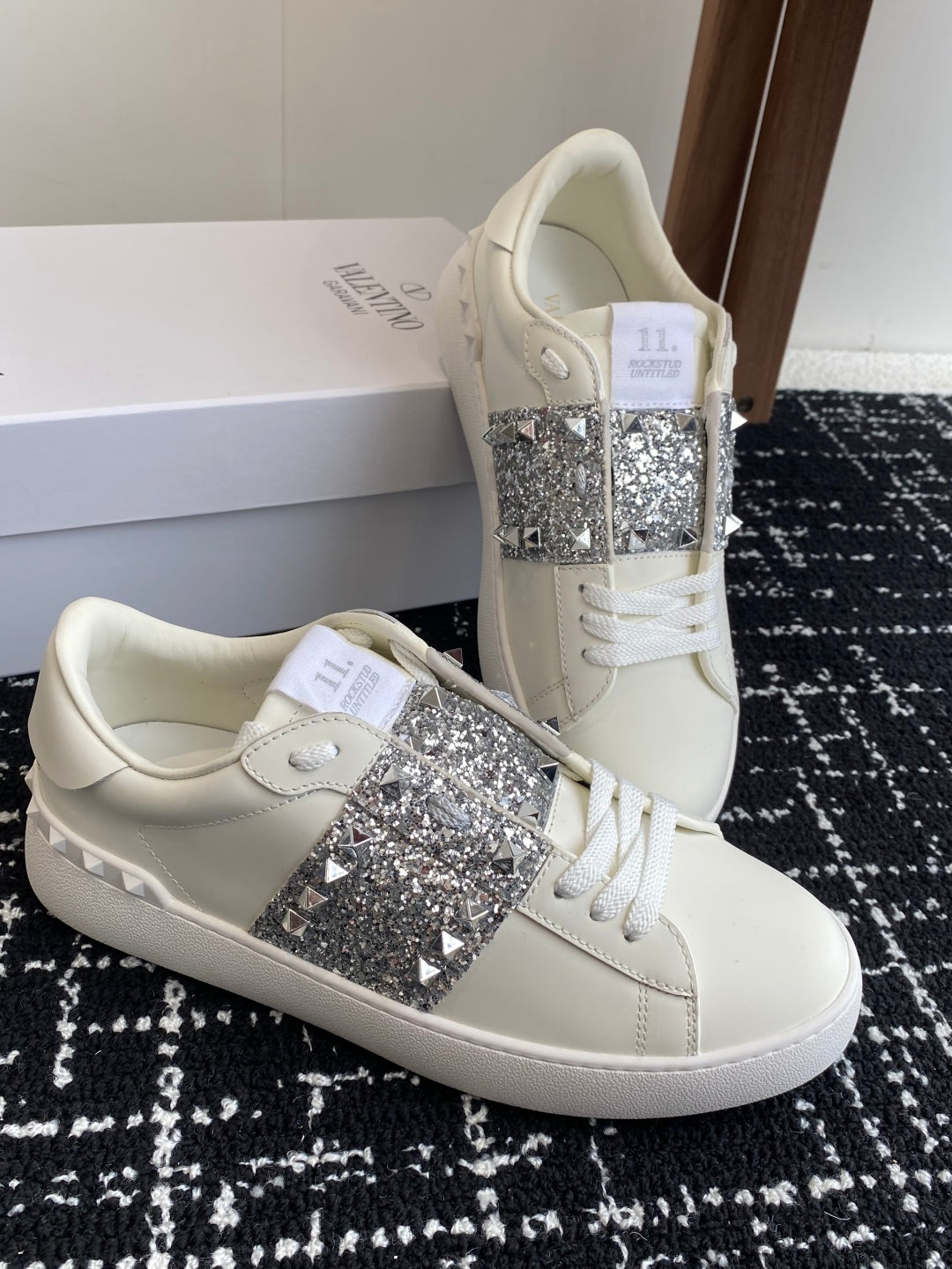 LuxluxHouse Best Quality Valentino Women Shoes